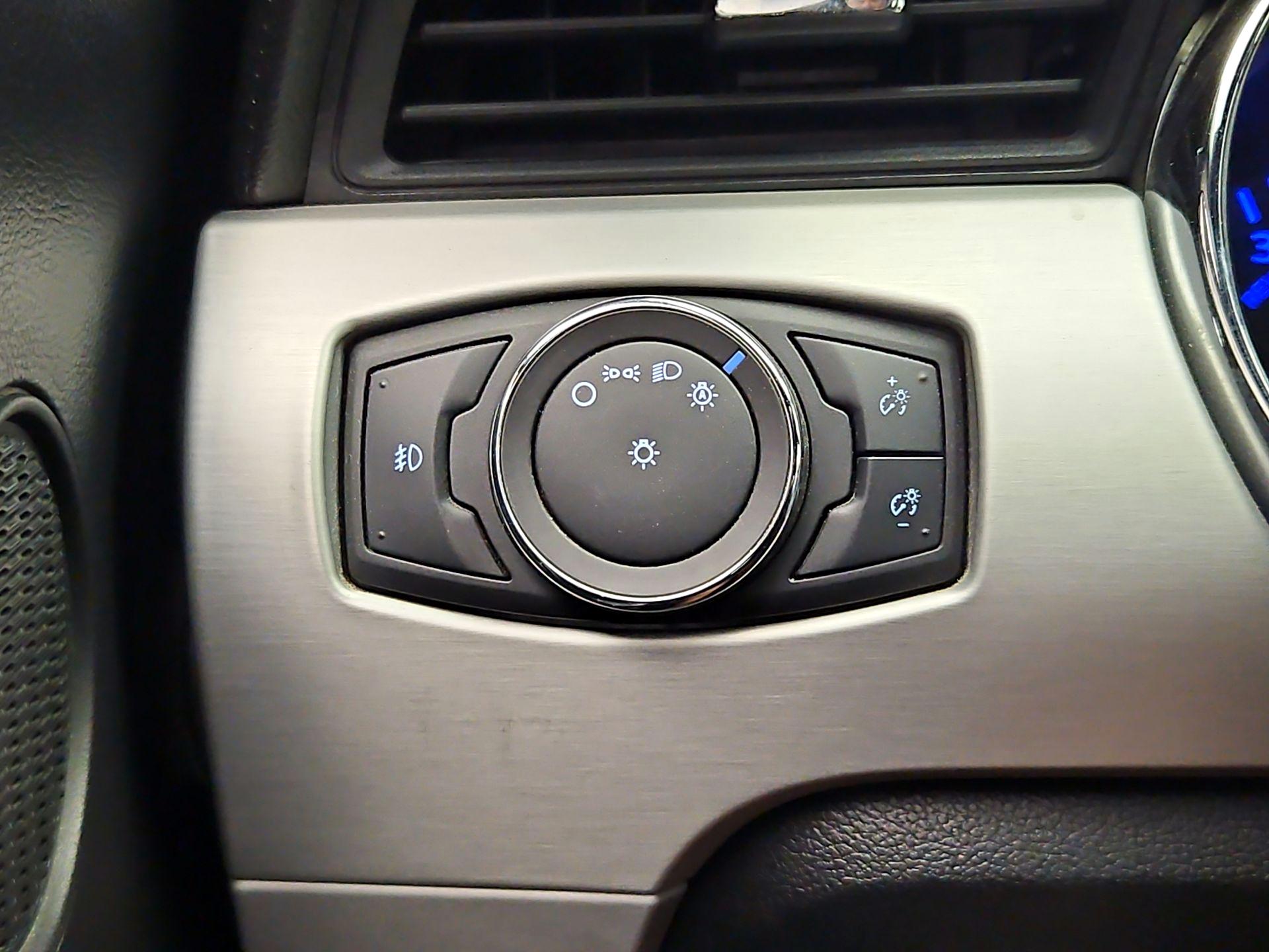 Thumbnail: 2015 Ford Mustang - 13