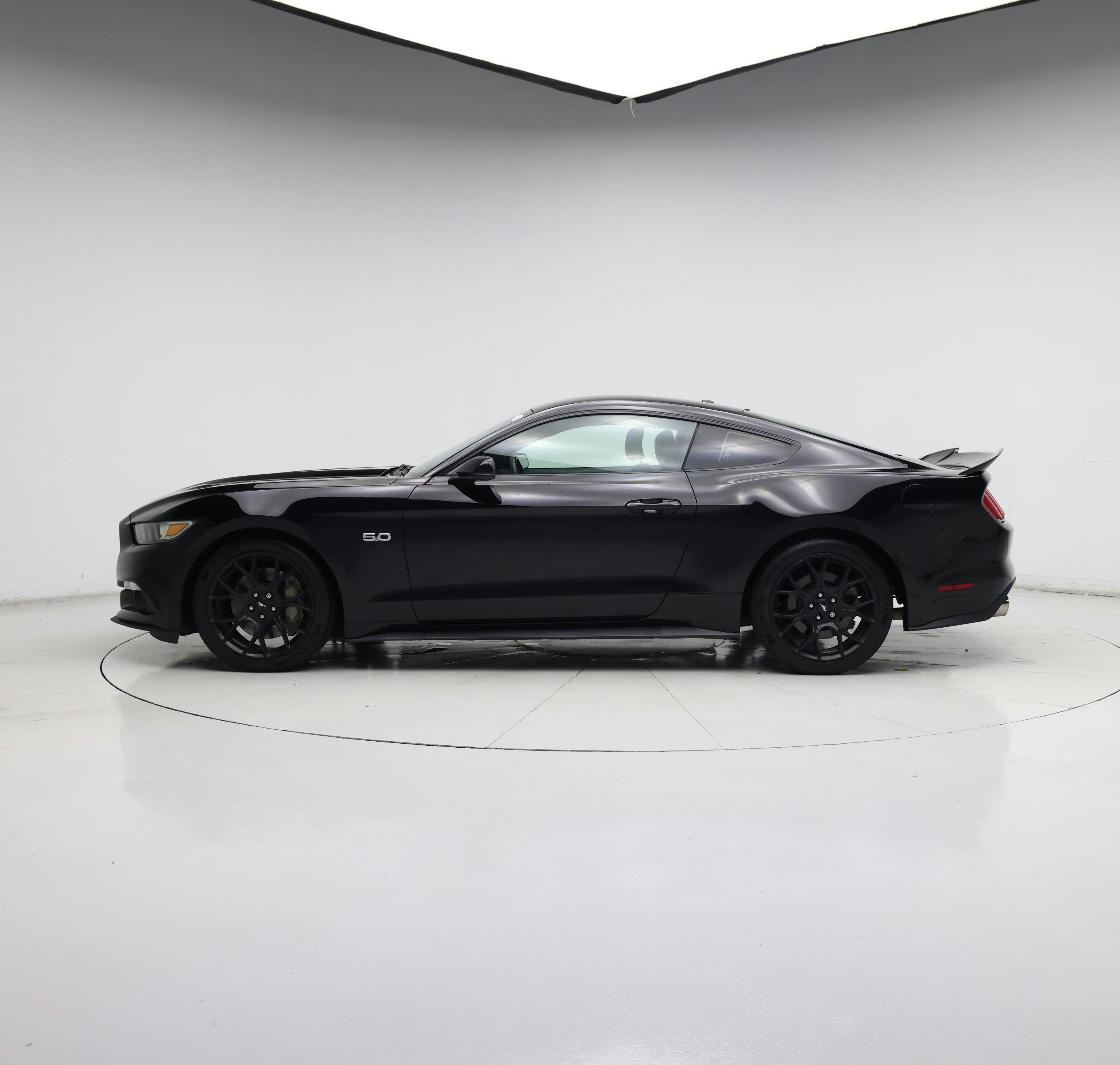 Thumbnail: 2015 Ford Mustang - 3