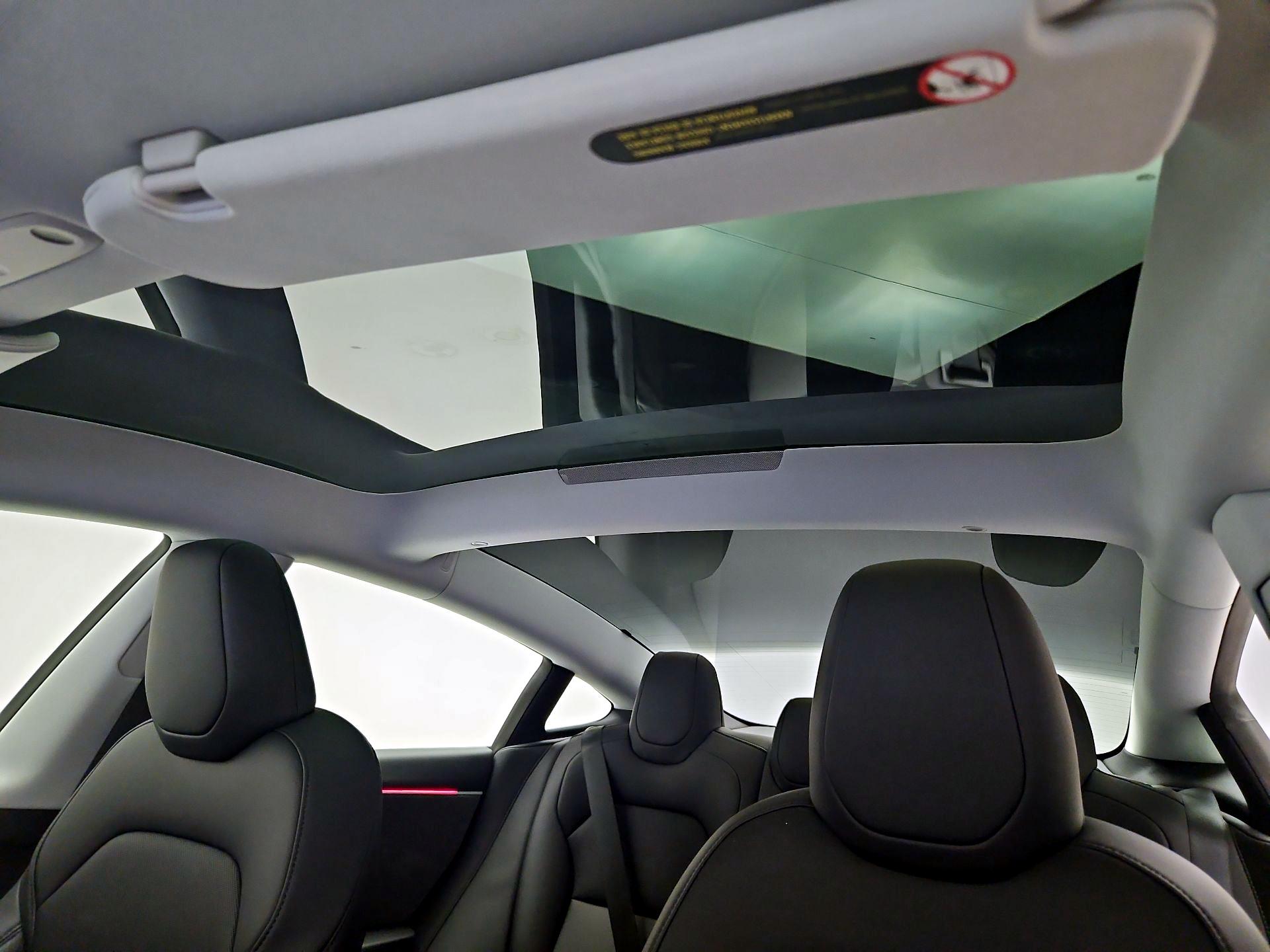 Thumbnail: 2025 Tesla Model 3 - 18