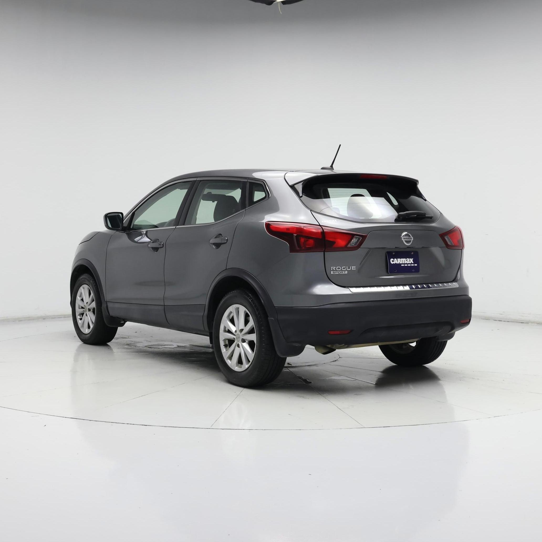 Thumbnail: 2018 Nissan Rogue Sport - 2