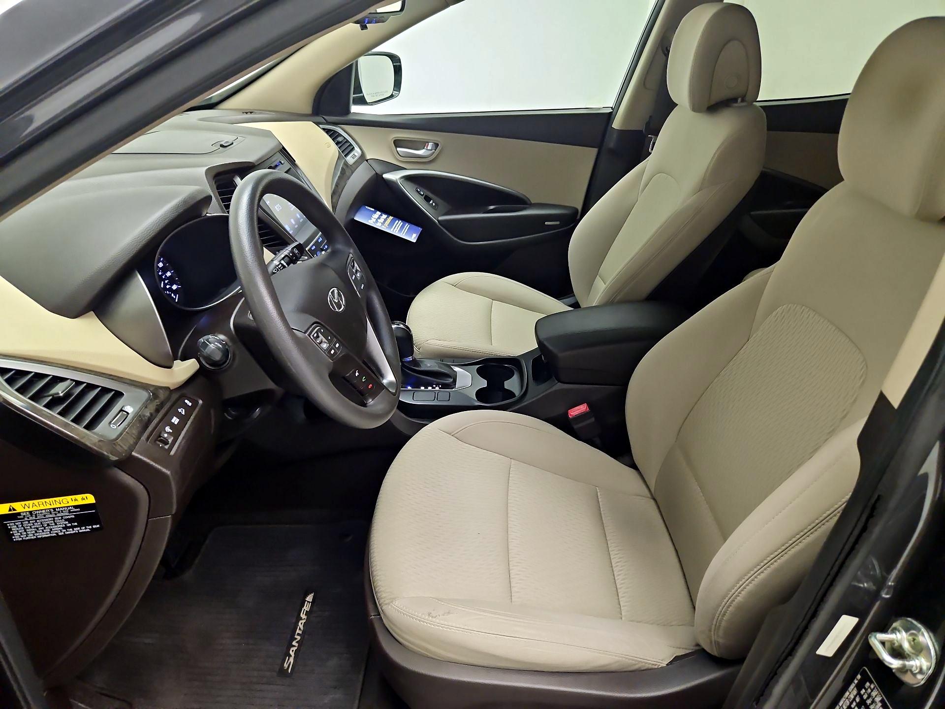 Thumbnail: 2017 Hyundai Santa Fe - 11