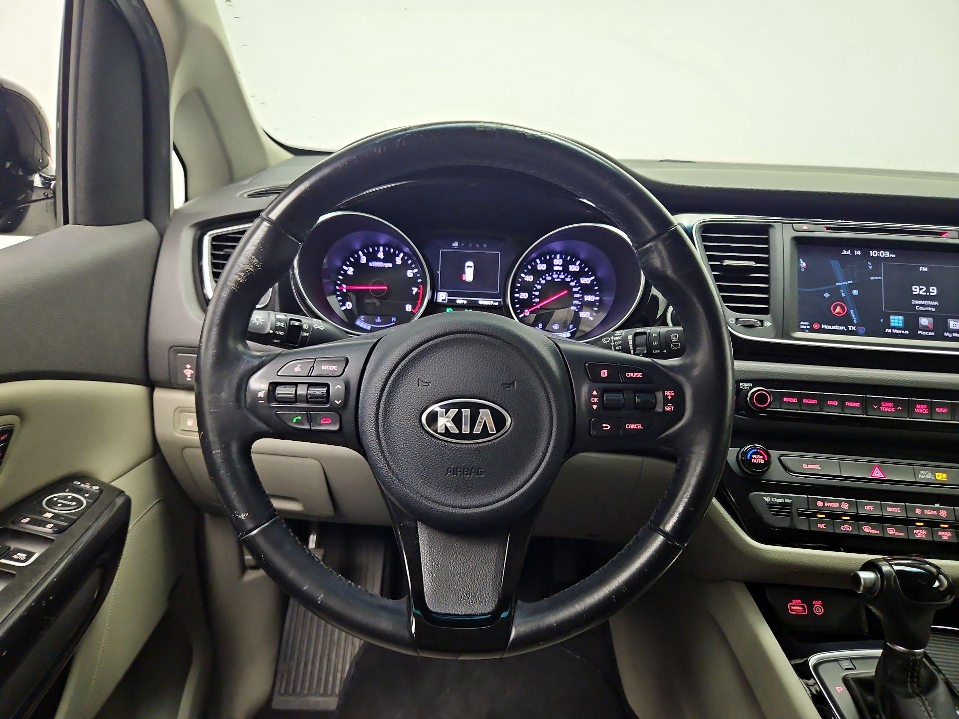 Thumbnail: 2015 Kia Sedona - 10