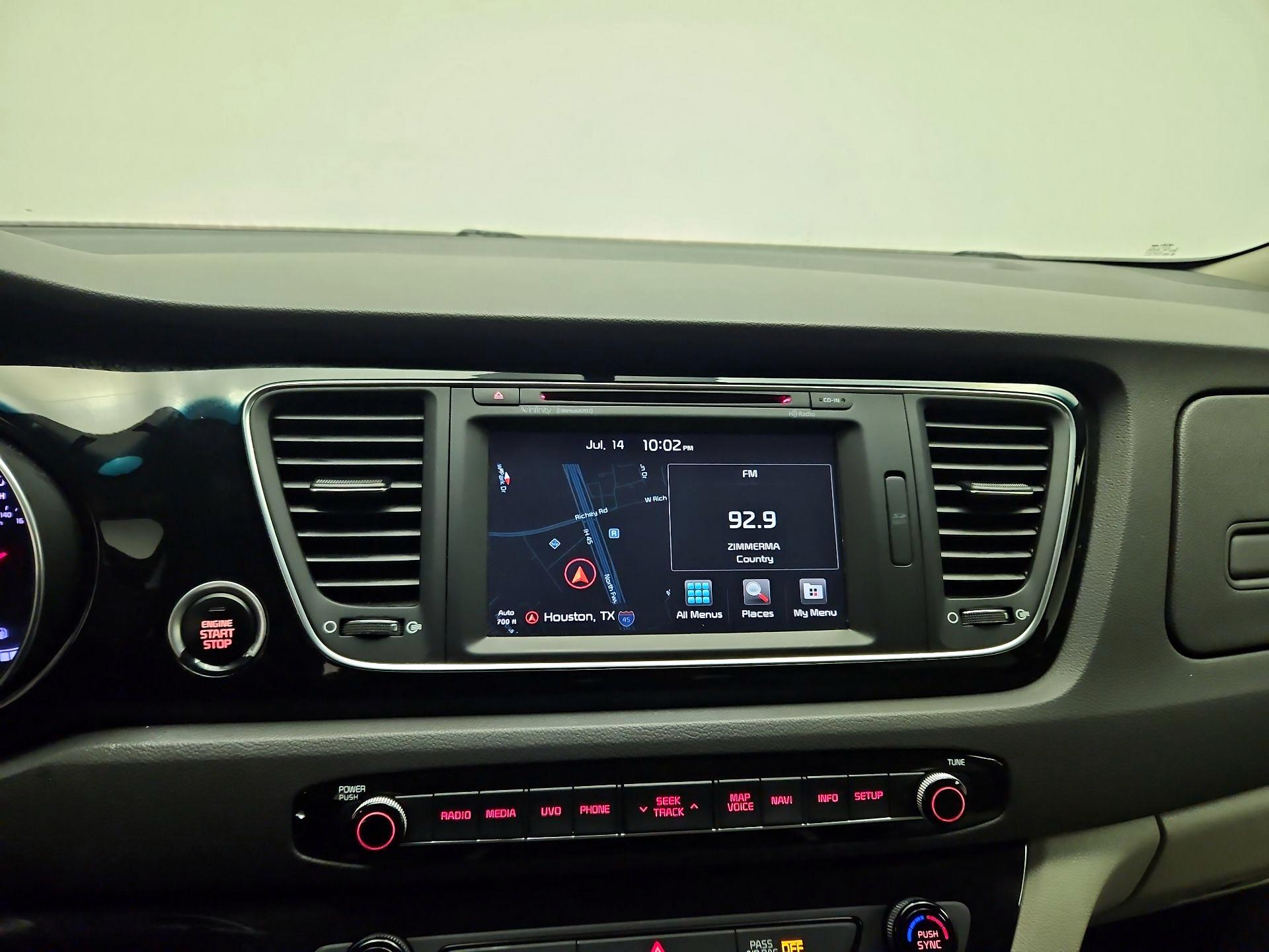 Thumbnail: 2015 Kia Sedona - 13