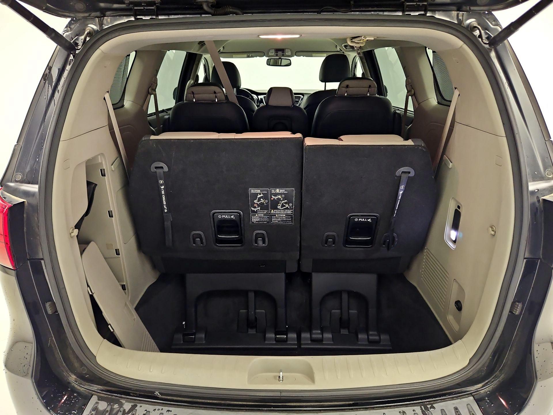 Thumbnail: 2015 Kia Sedona - 19