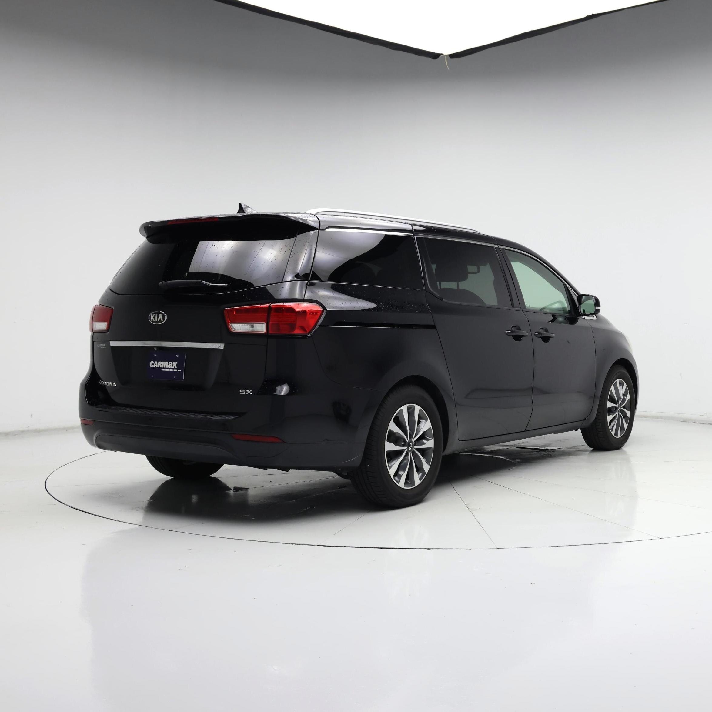 Thumbnail: 2015 Kia Sedona - 8