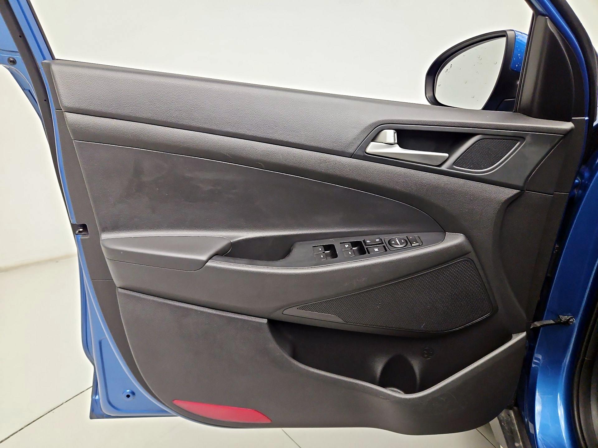 Thumbnail: 2020 Hyundai Tucson - 12