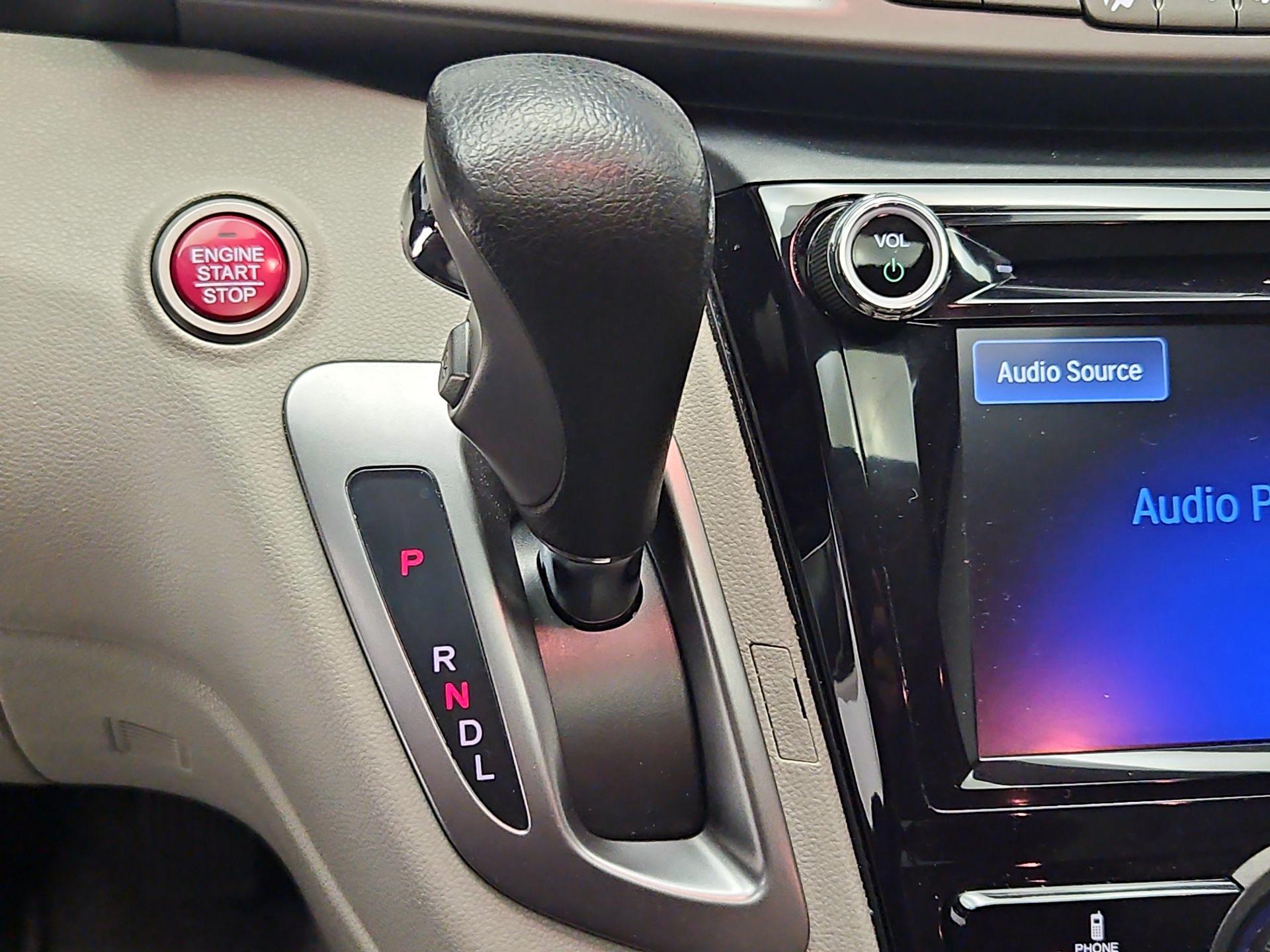 Thumbnail: 2014 Honda Odyssey - 17
