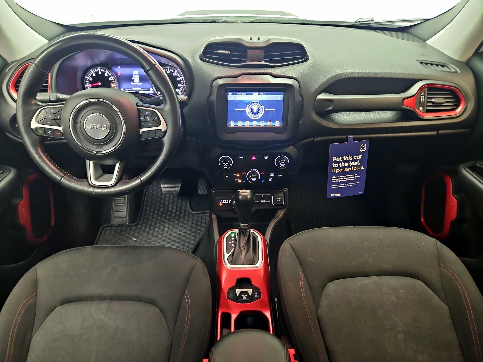 Thumbnail: 2018 Jeep Renegade - 9
