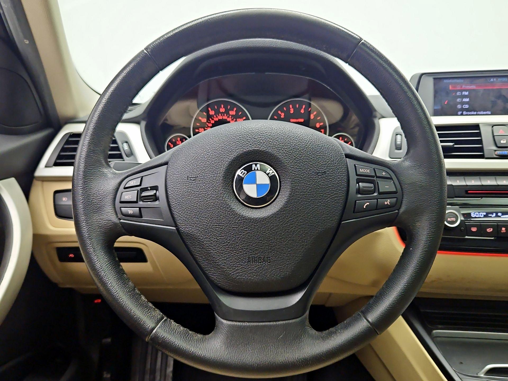 Thumbnail: 2018 BMW 3 Series - 10