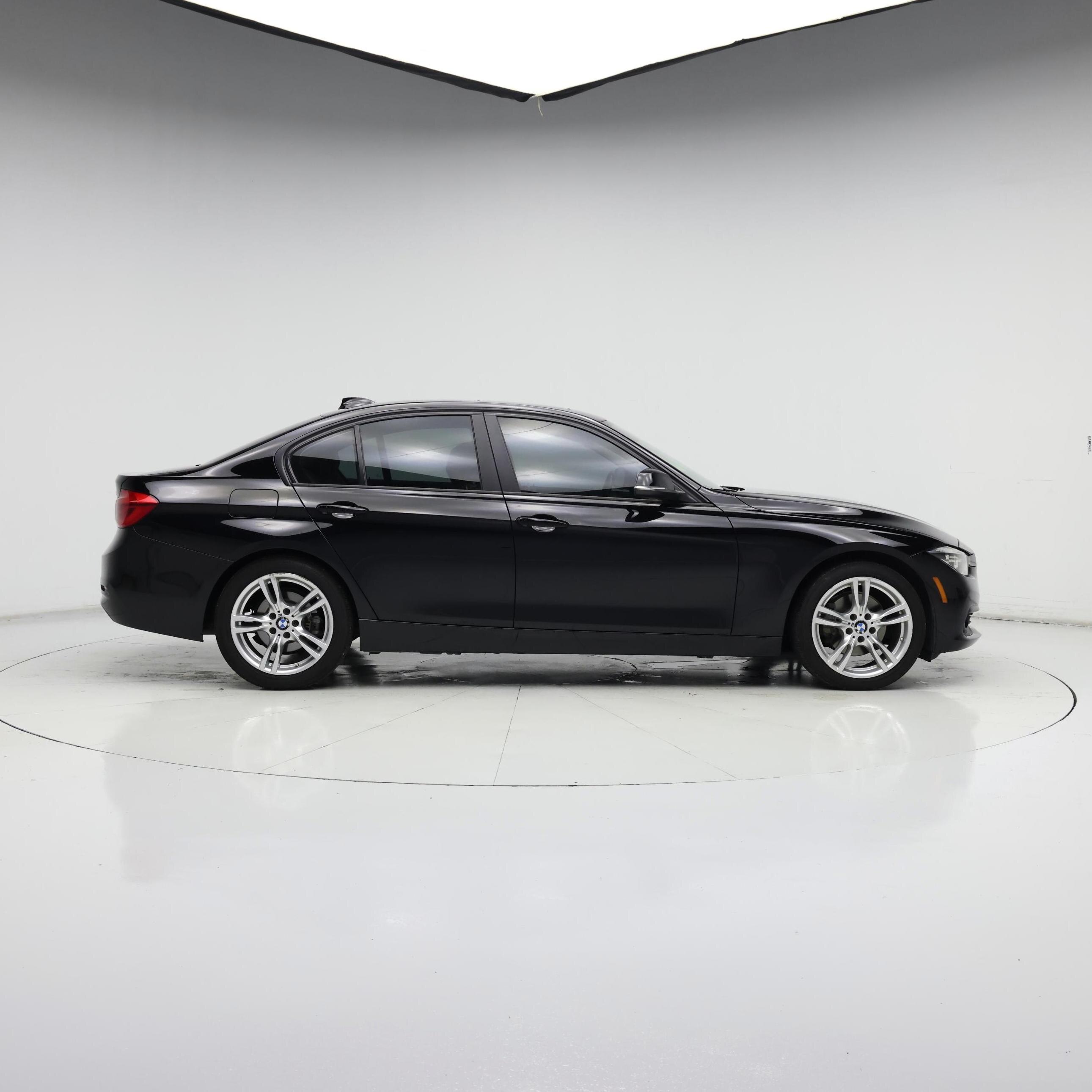 Thumbnail: 2018 BMW 3 Series - 7