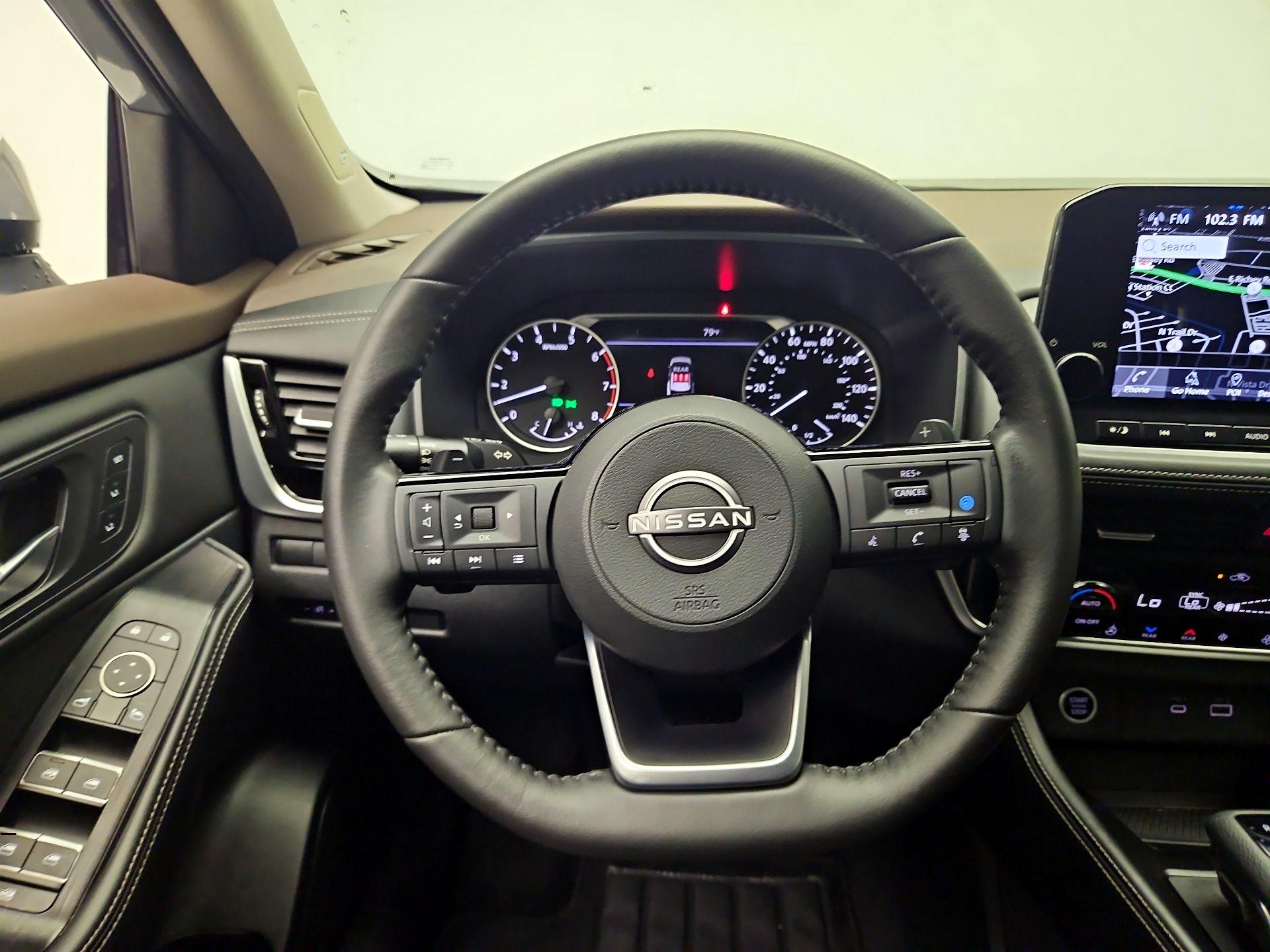 Thumbnail: 2023 Nissan Rogue - 10