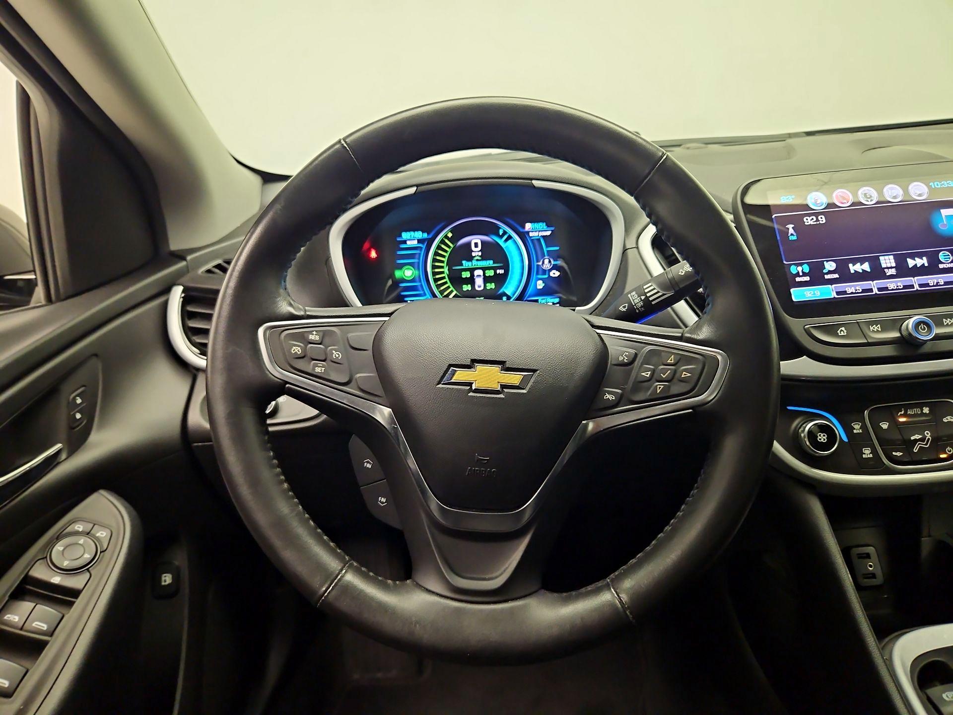 Thumbnail: 2016 Chevrolet Volt - 10