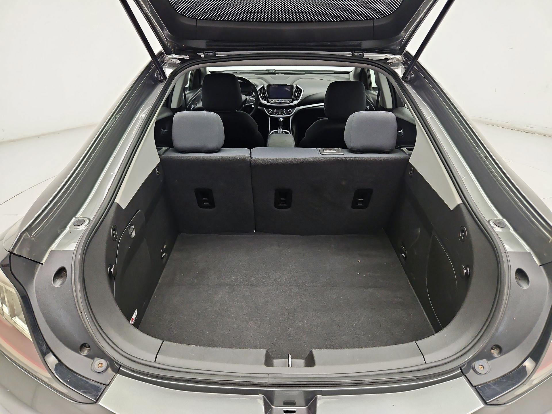 Thumbnail: 2016 Chevrolet Volt - 18