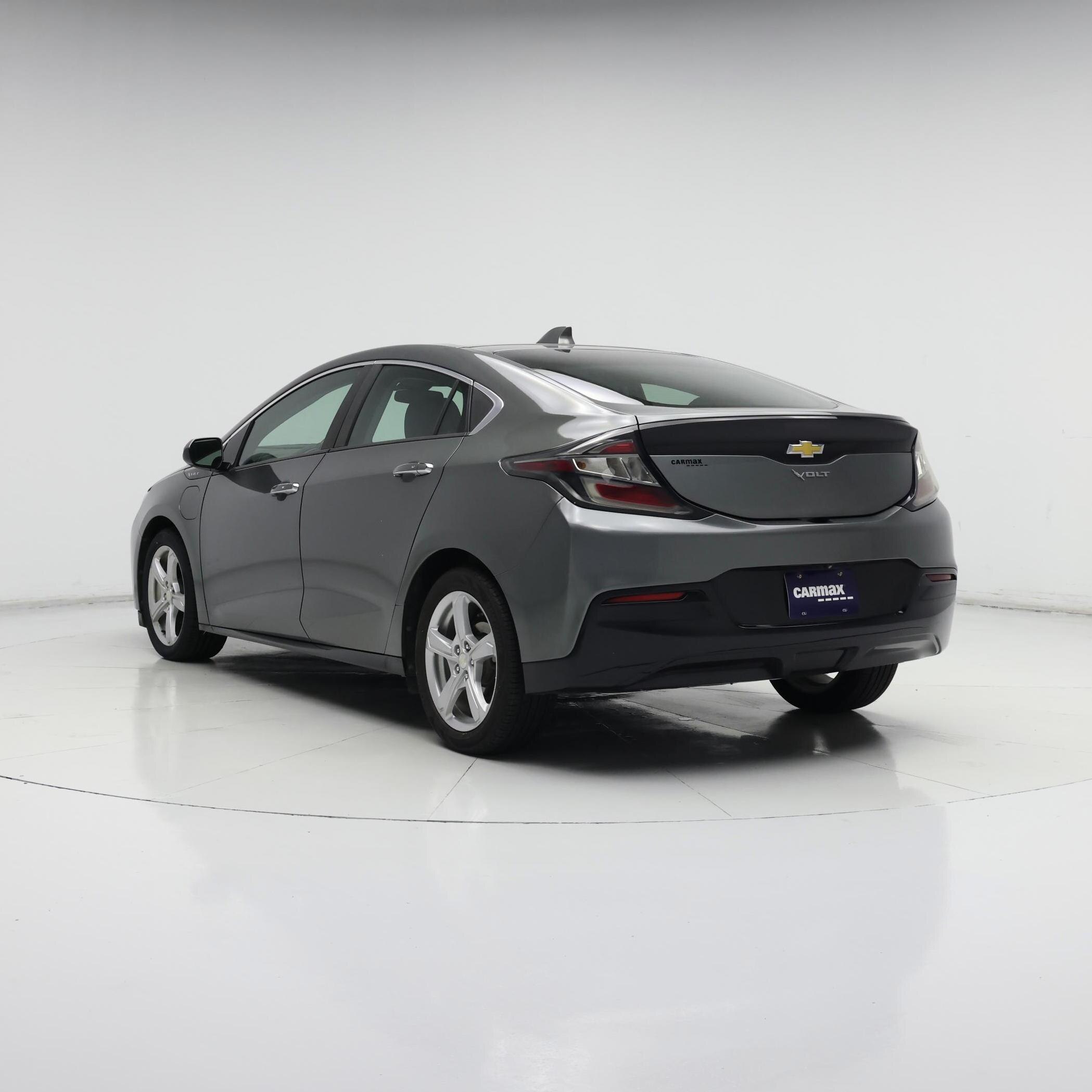 Thumbnail: 2016 Chevrolet Volt - 2