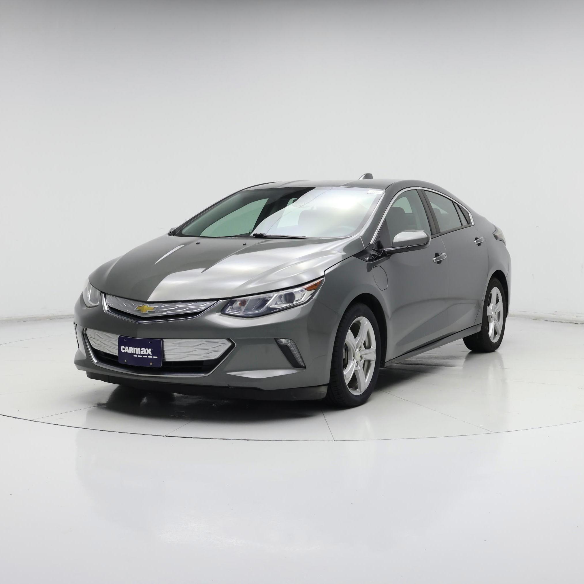 Thumbnail: 2016 Chevrolet Volt - 4