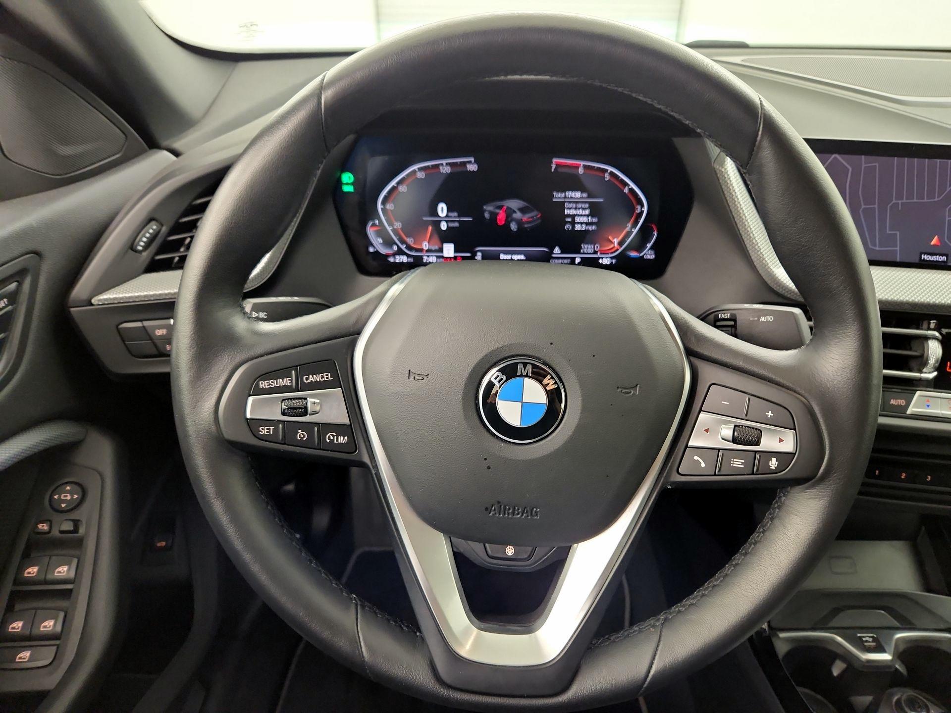 Thumbnail: 2024 BMW 2 Series - 10