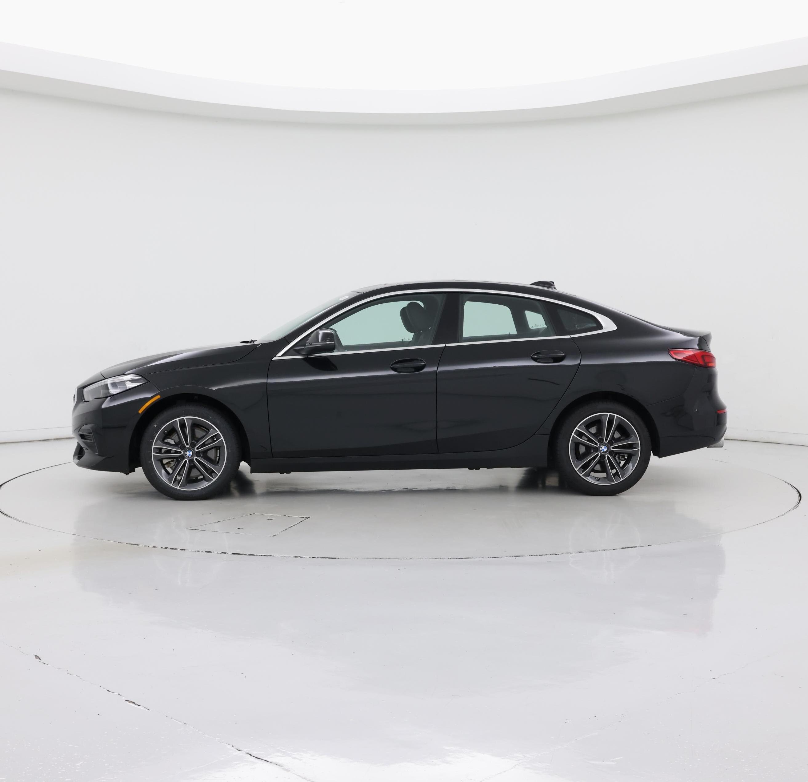 Thumbnail: 2024 BMW 2 Series - 3