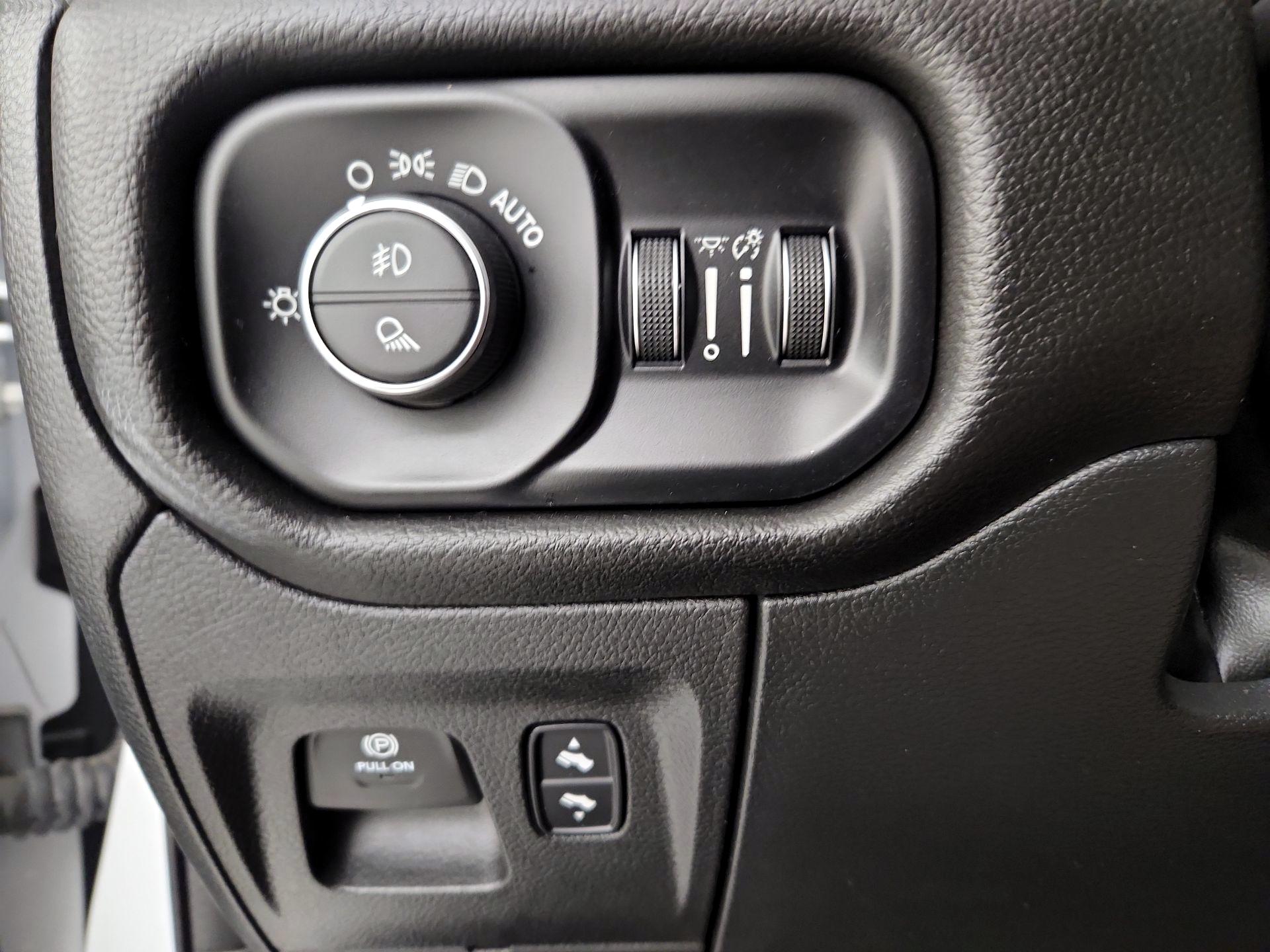 Thumbnail: 2022 RAM 1500 - 13