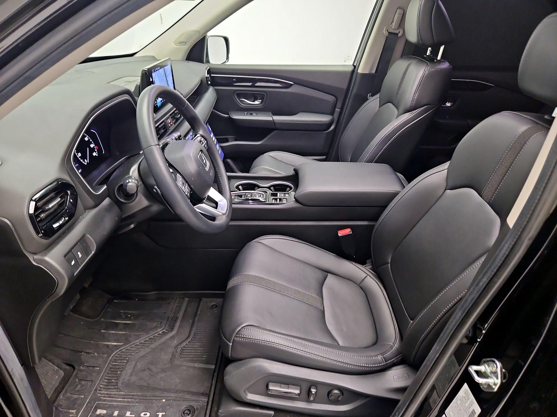 Thumbnail: 2024 Honda Pilot - 11