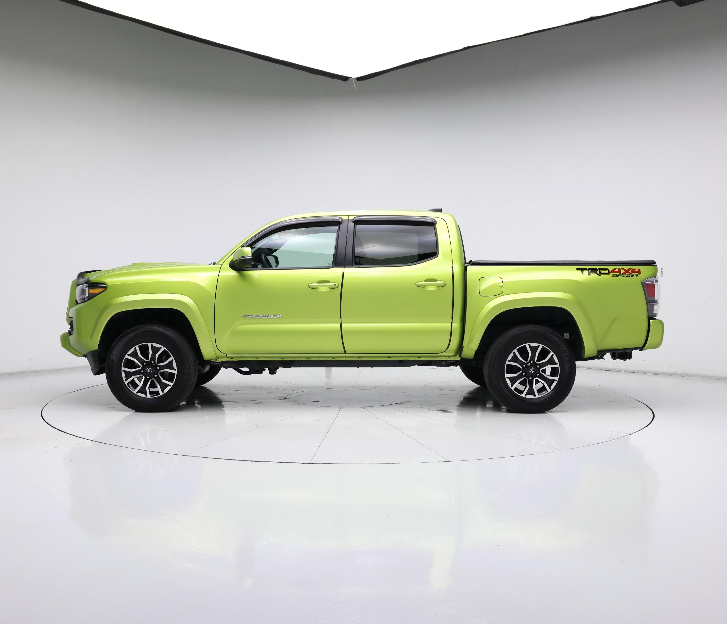 Thumbnail: 2023 Toyota Tacoma - 3