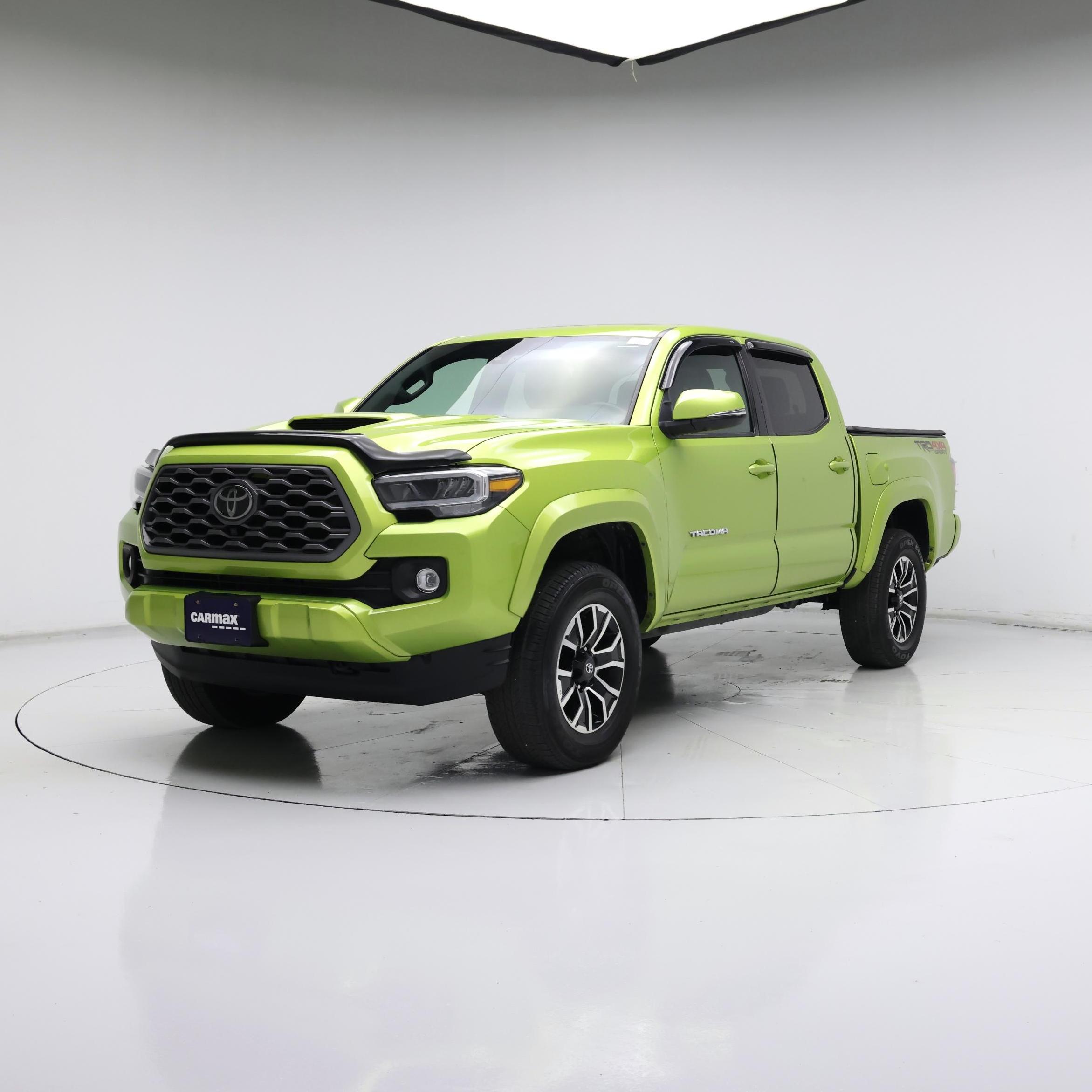 Thumbnail: 2023 Toyota Tacoma - 4