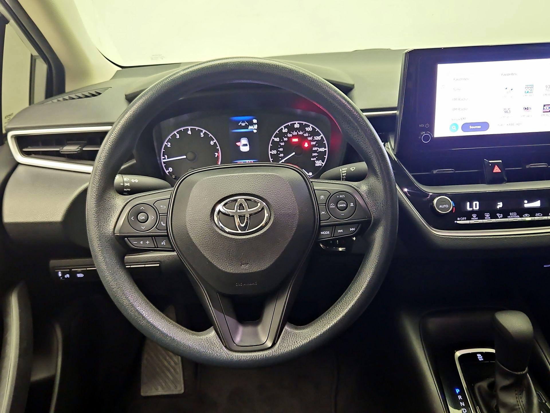 Thumbnail: 2023 Toyota Corolla - 10