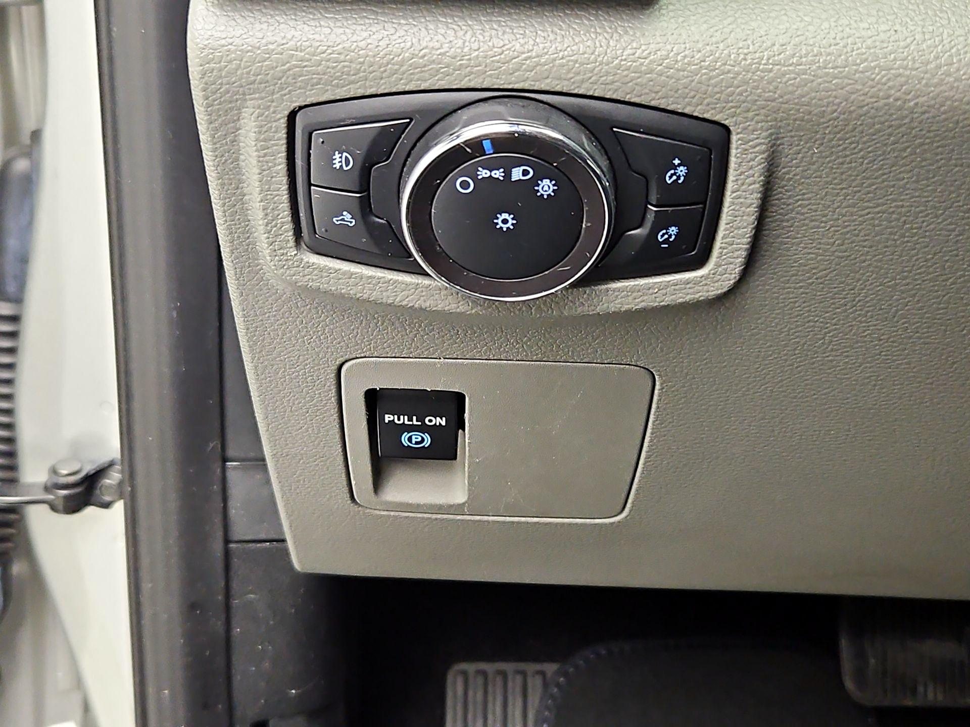 Thumbnail: 2019 Ford F-150 - 13