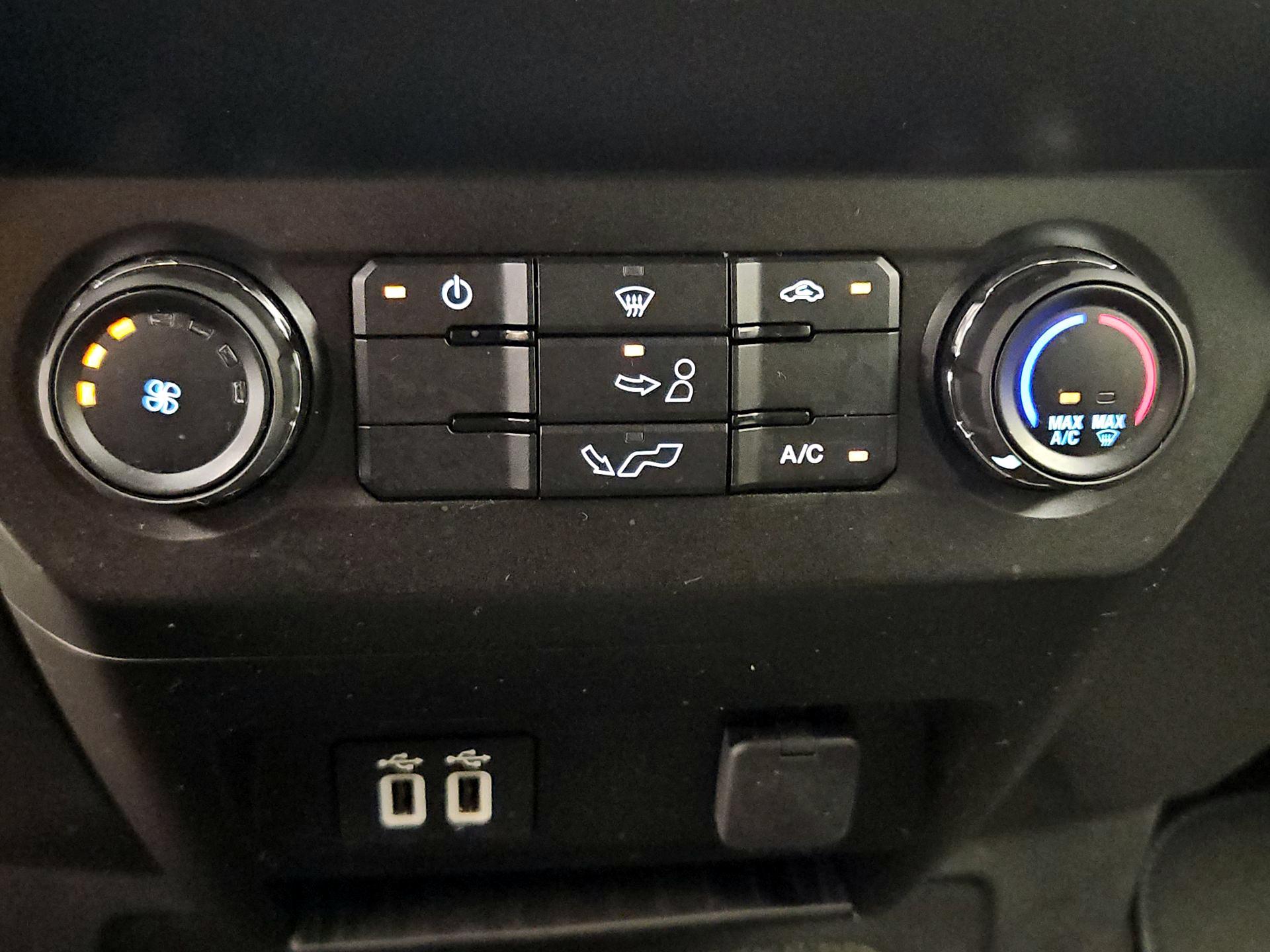 Thumbnail: 2019 Ford F-150 - 16