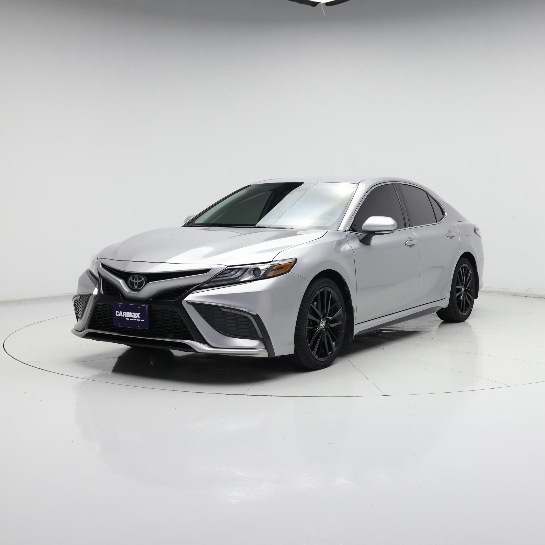 Thumbnail: 2023 Toyota Camry - 4