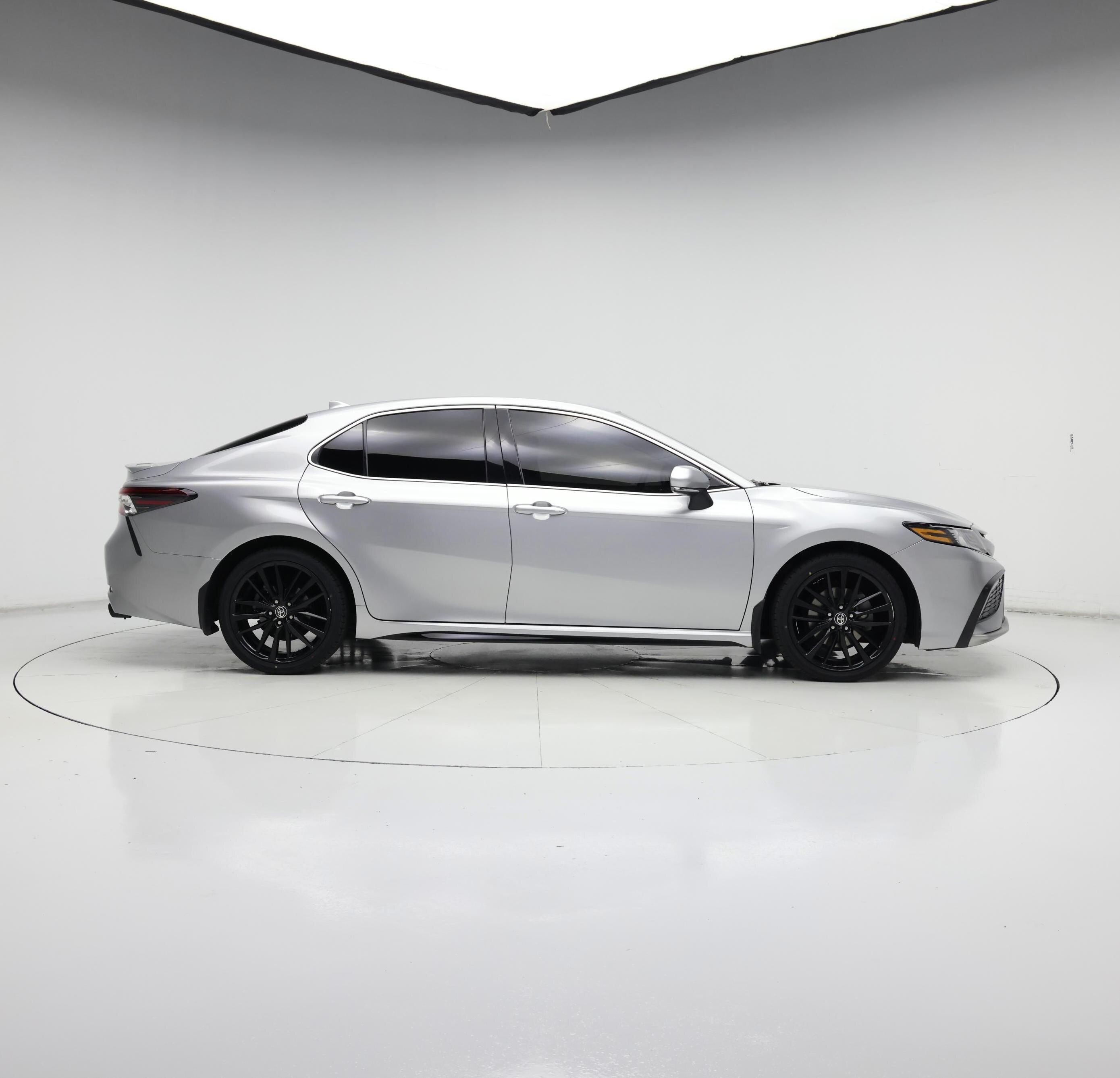 Thumbnail: 2023 Toyota Camry - 7