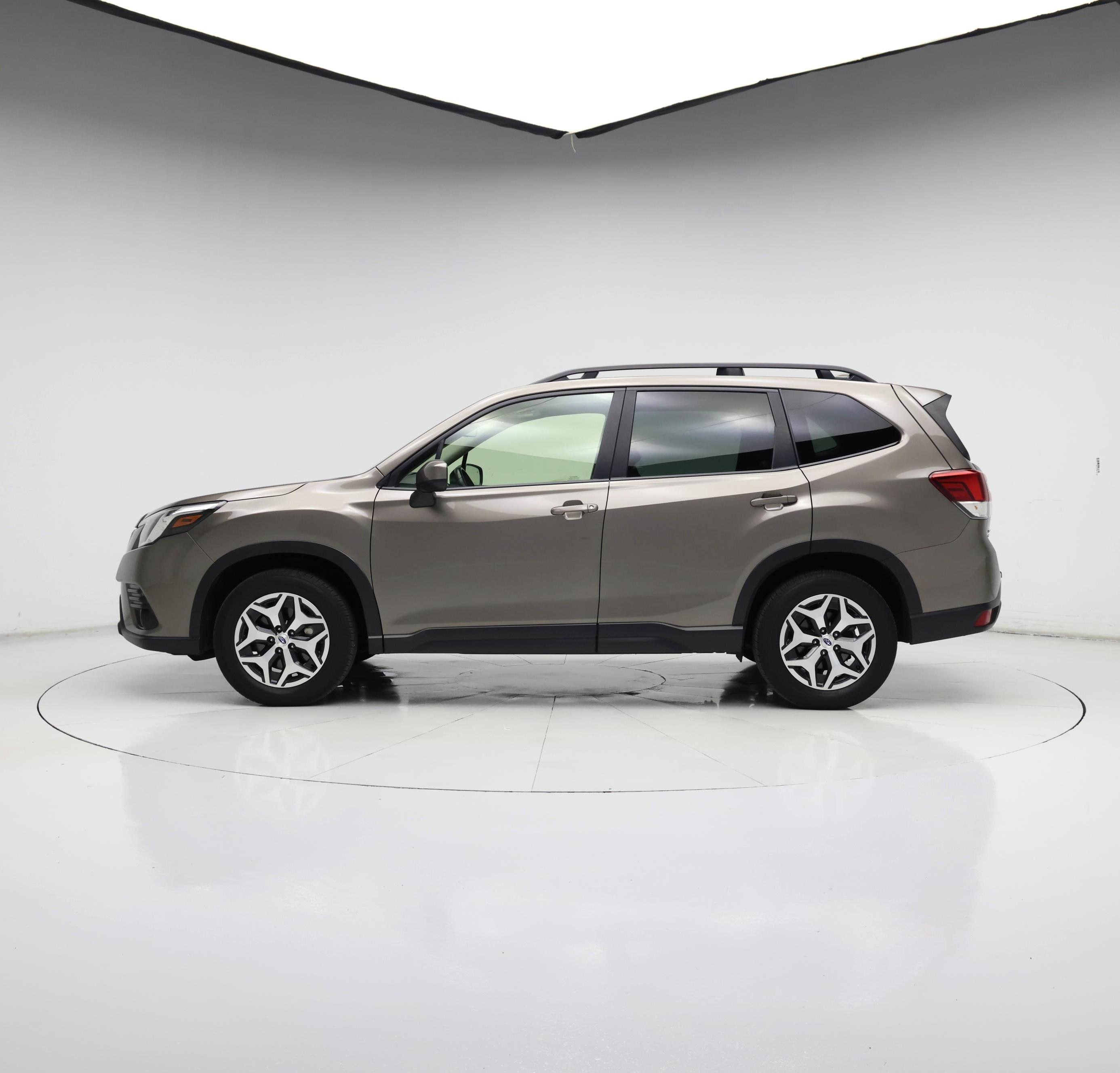 Thumbnail: 2023 Subaru Forester - 3