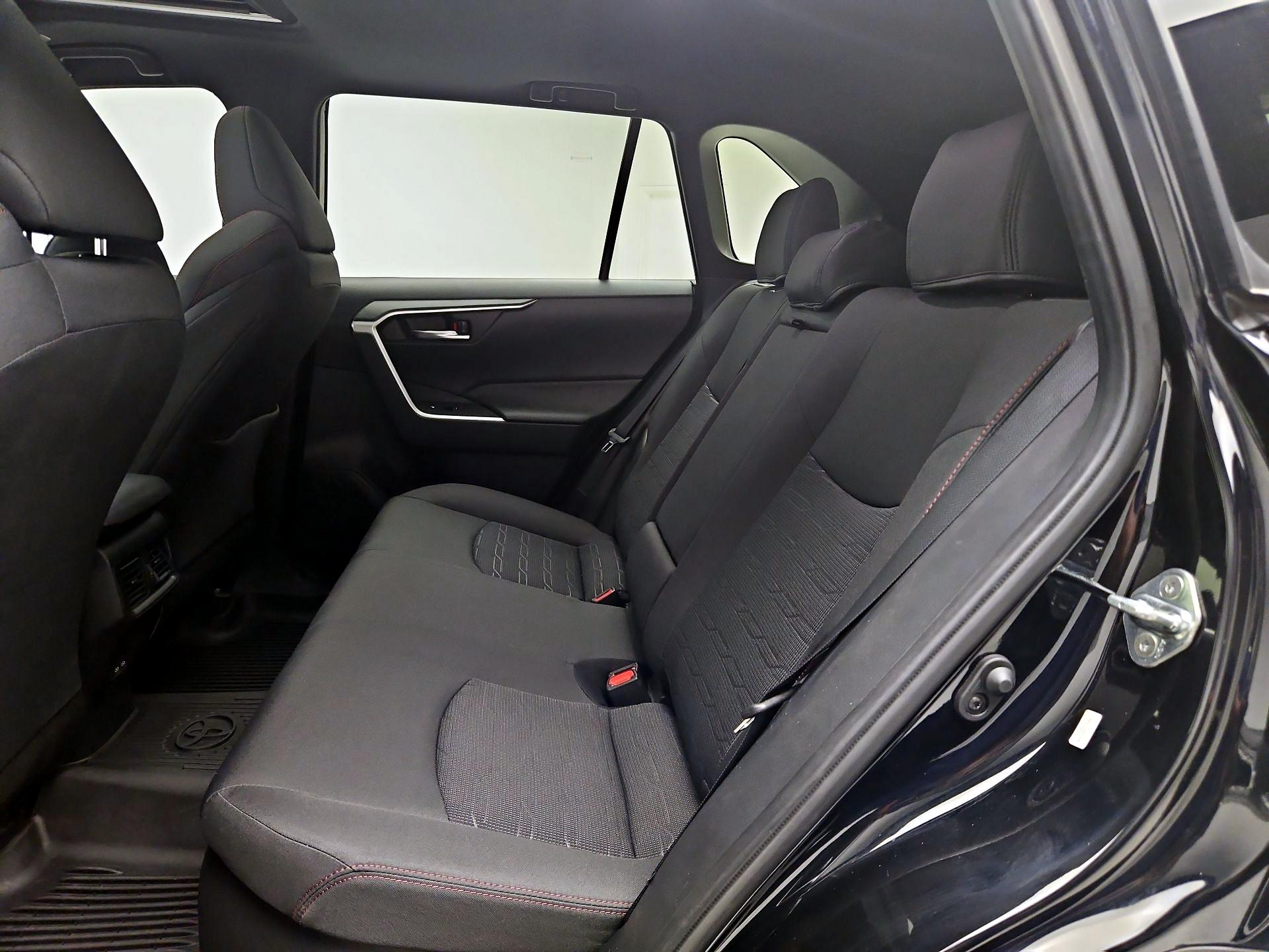 Thumbnail: 2023 Toyota RAV4 - 20