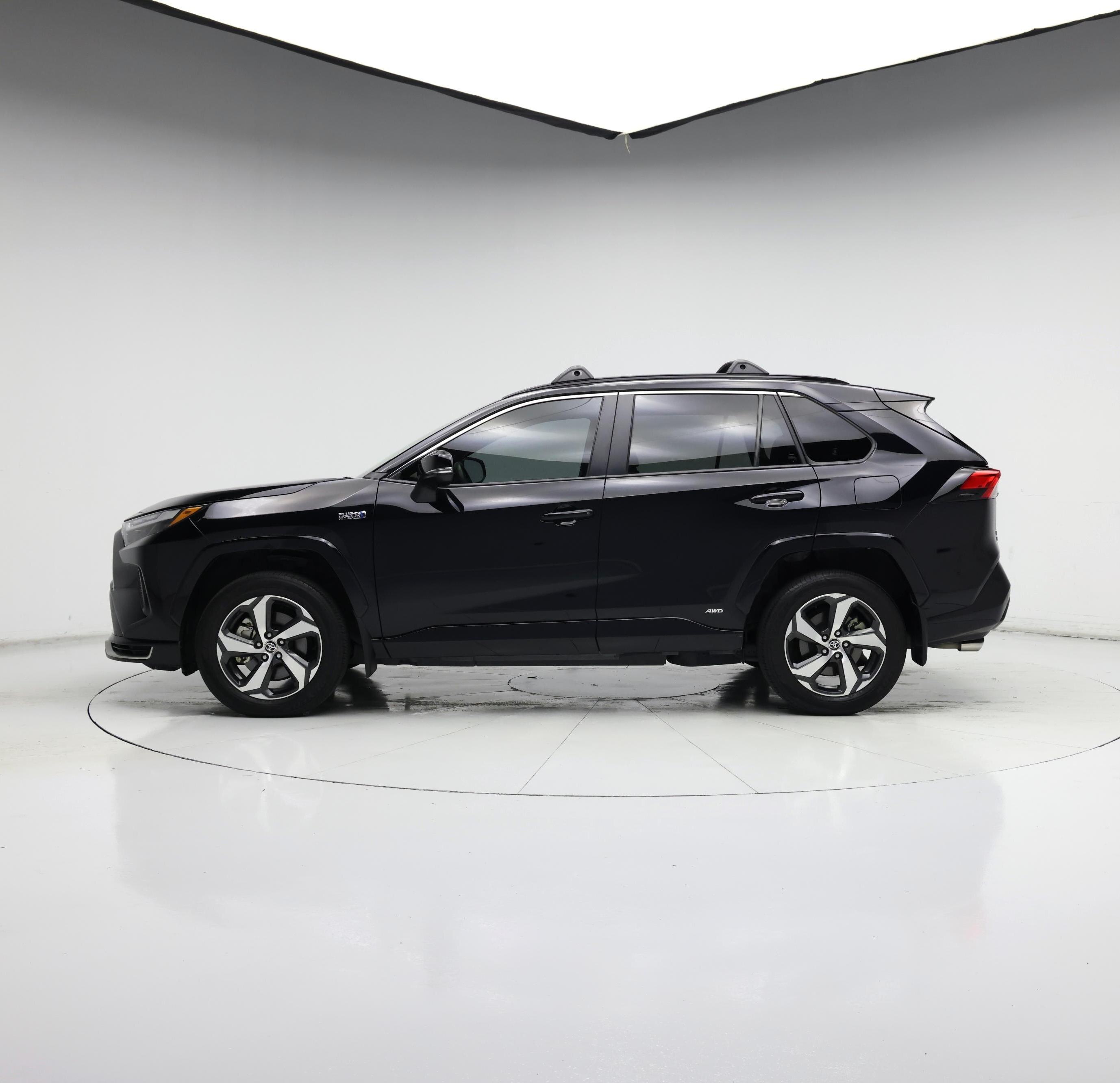 Thumbnail: 2023 Toyota RAV4 - 3