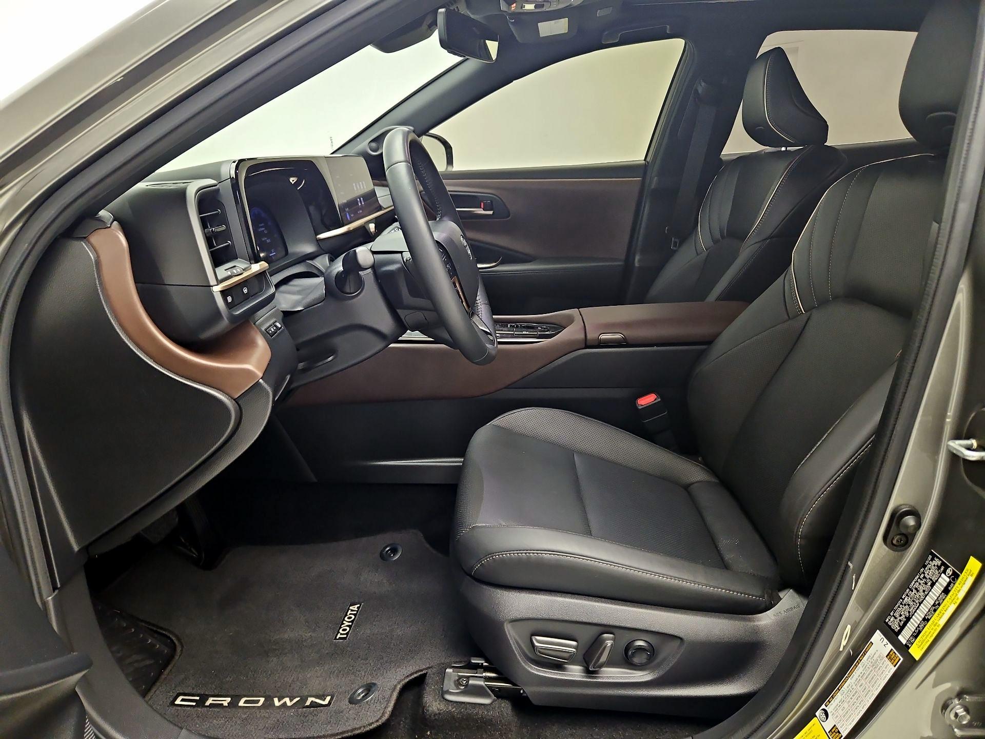 Thumbnail: 2024 Toyota Crown - 11