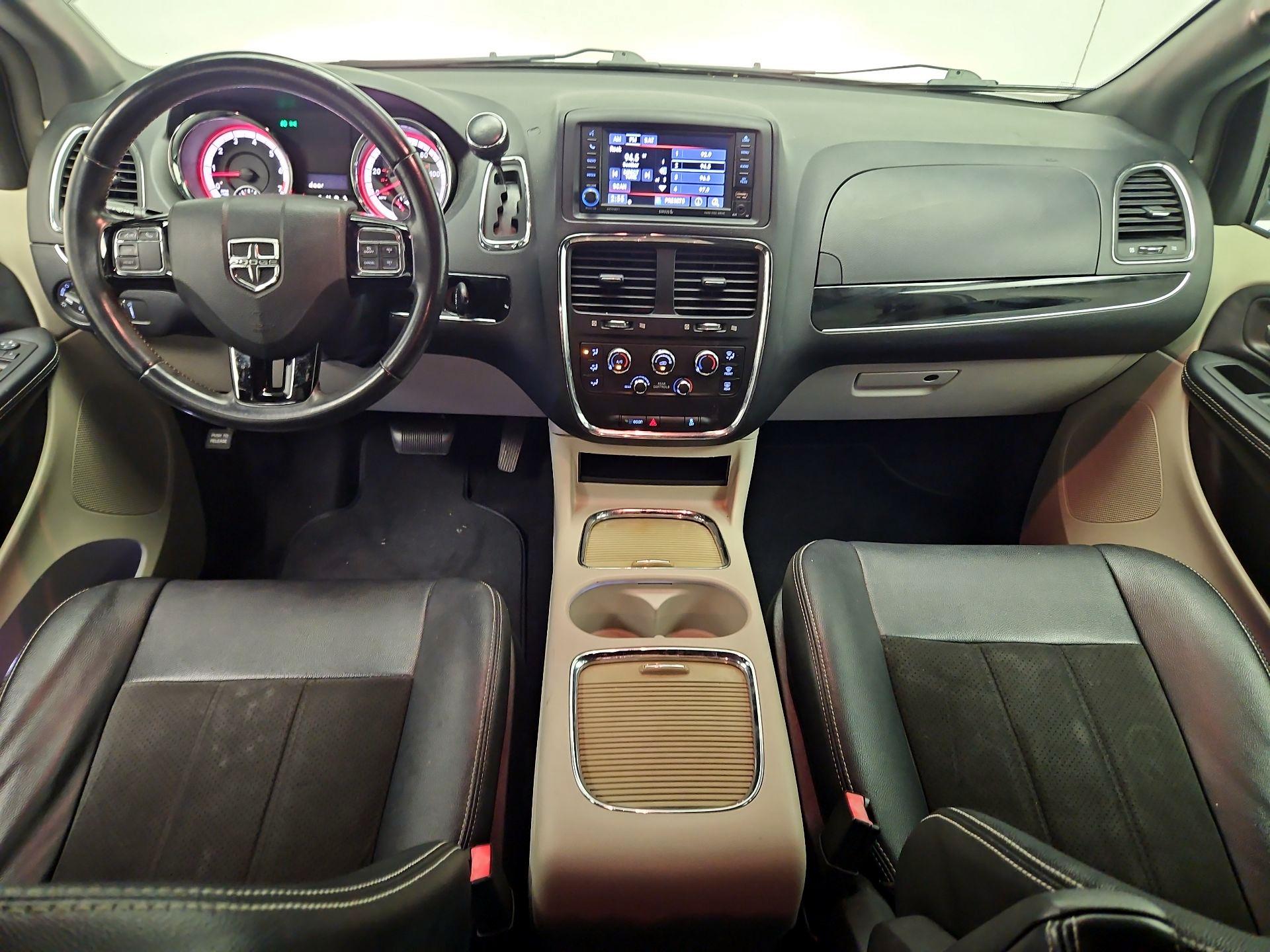 Thumbnail: 2019 Dodge Grand Caravan - 9