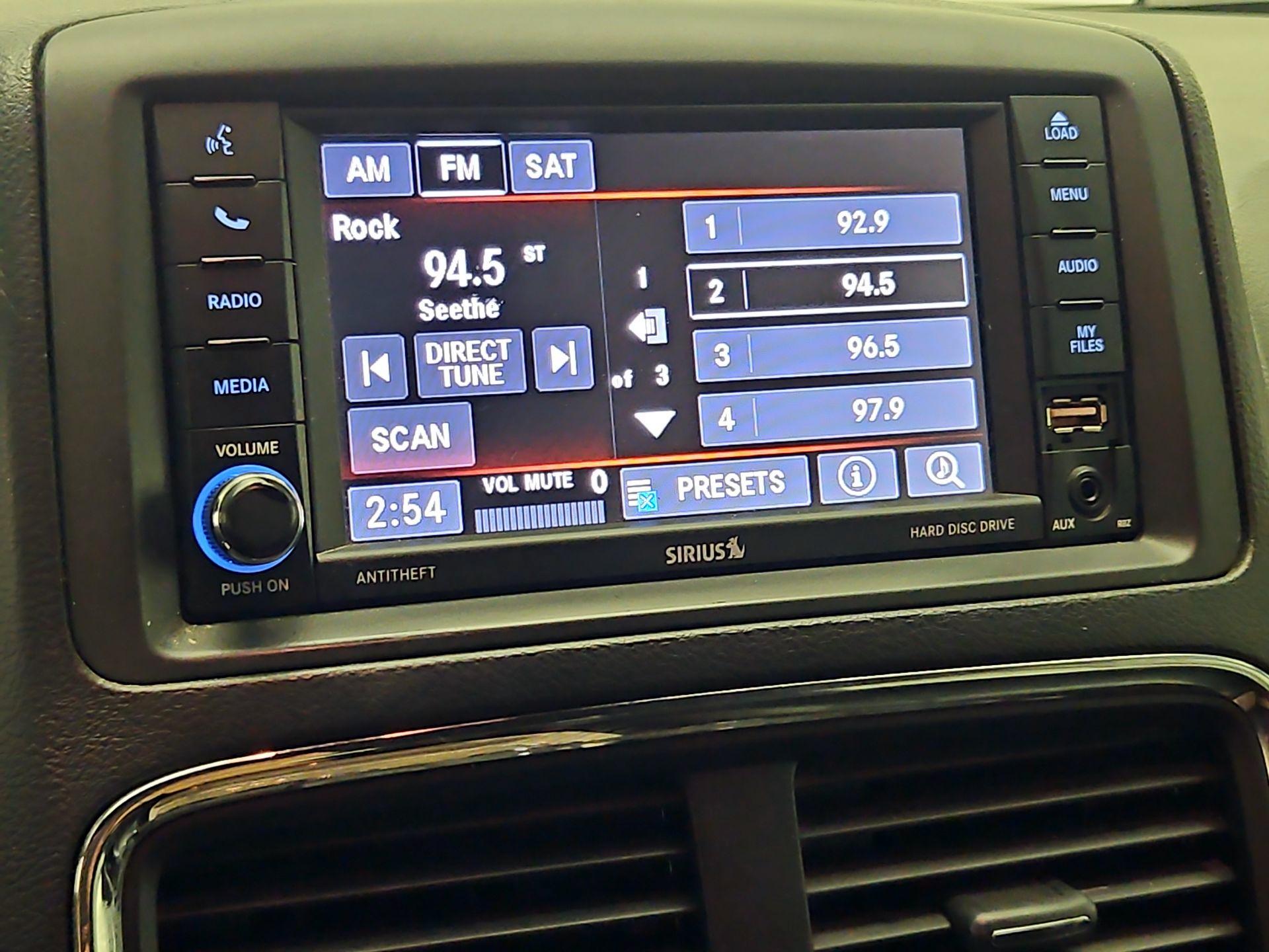 Thumbnail: 2019 Dodge Grand Caravan - 15
