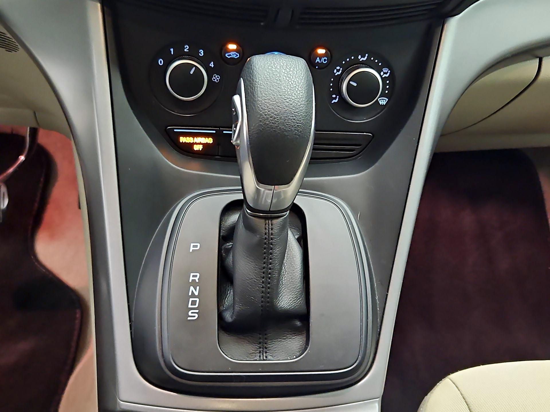 Thumbnail: 2016 Ford Escape - 17