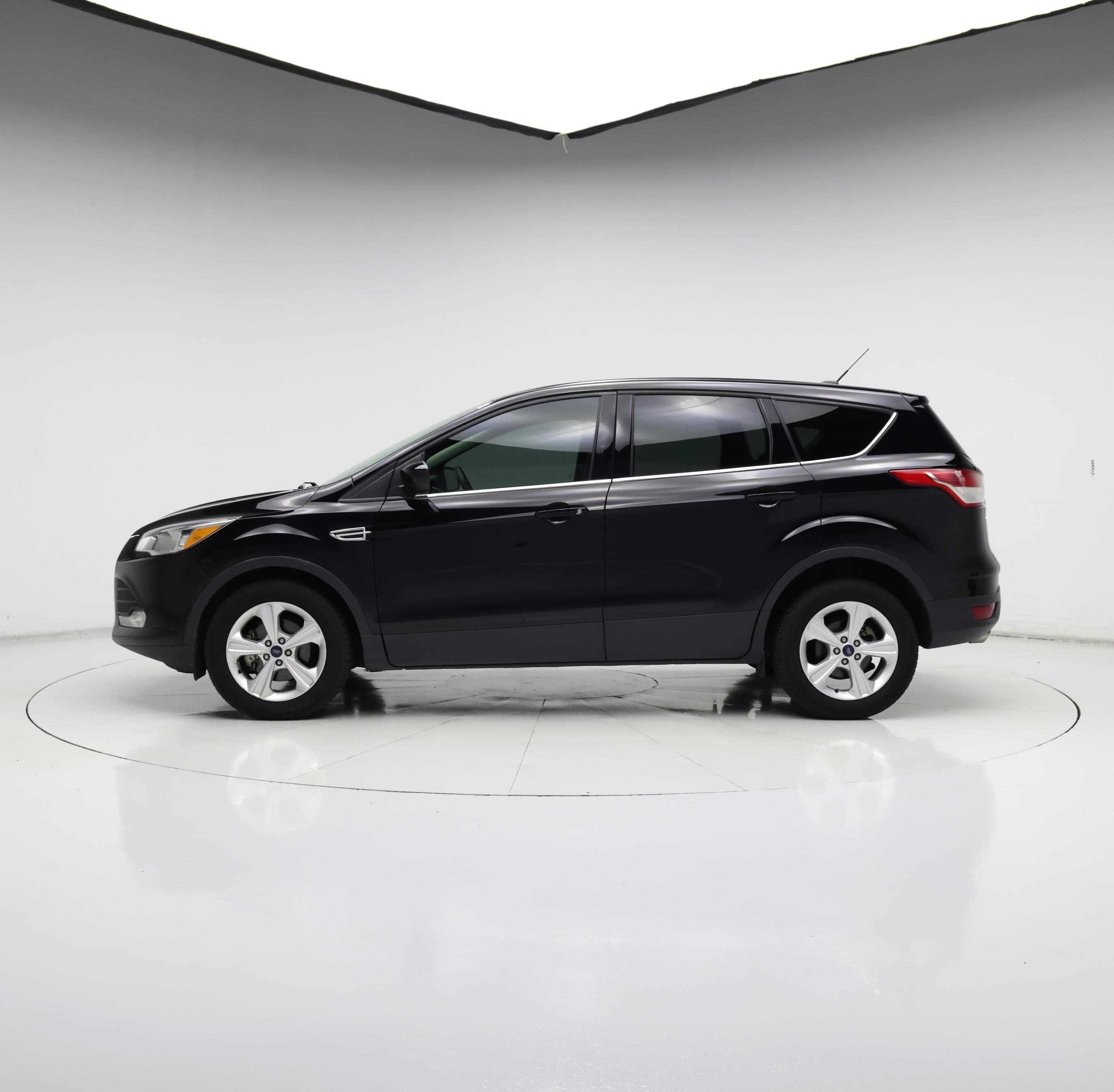 Thumbnail: 2016 Ford Escape - 3