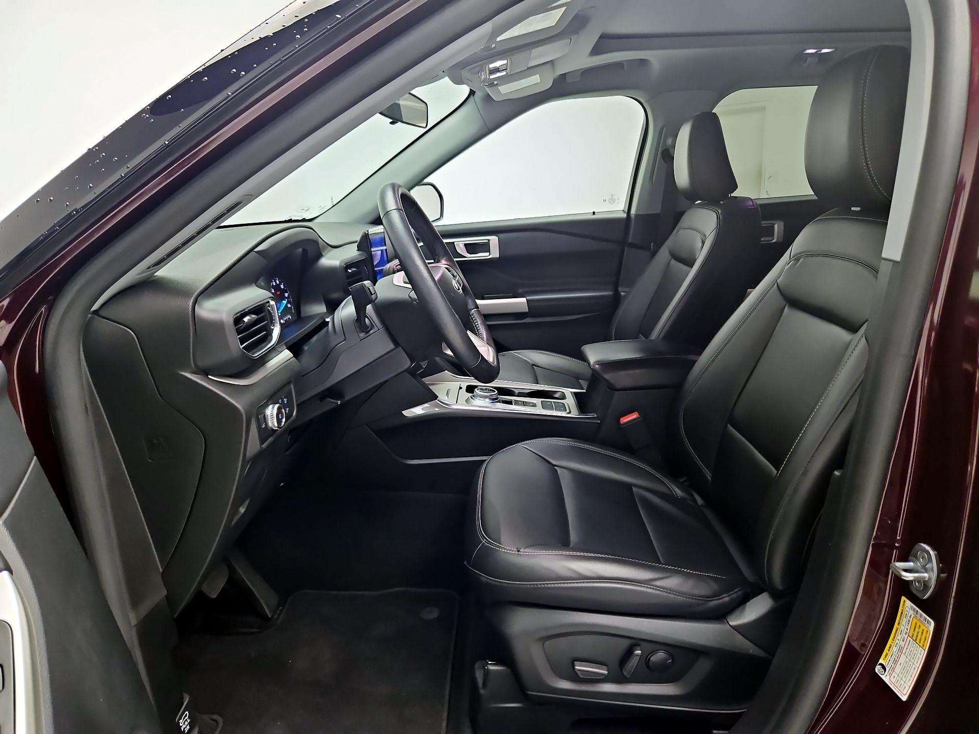 Thumbnail: 2022 Ford Explorer - 11
