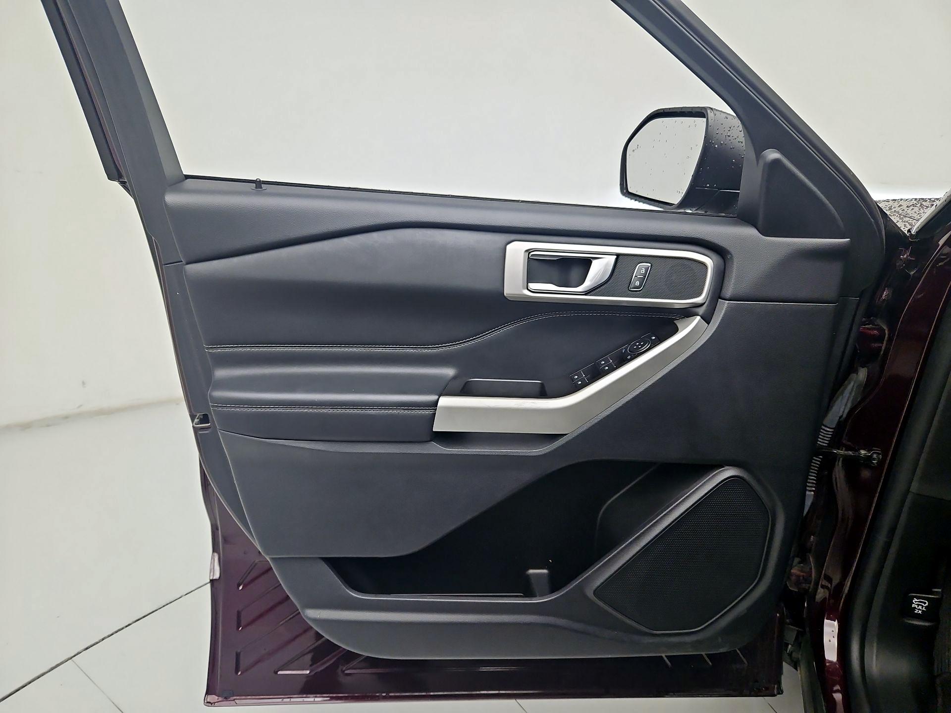 Thumbnail: 2022 Ford Explorer - 12