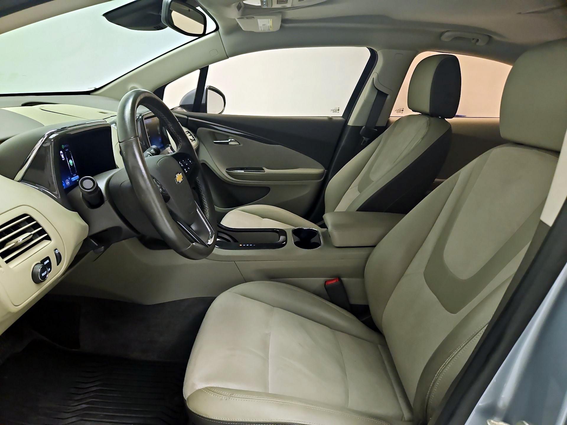 Thumbnail: 2014 Chevrolet Volt - 11