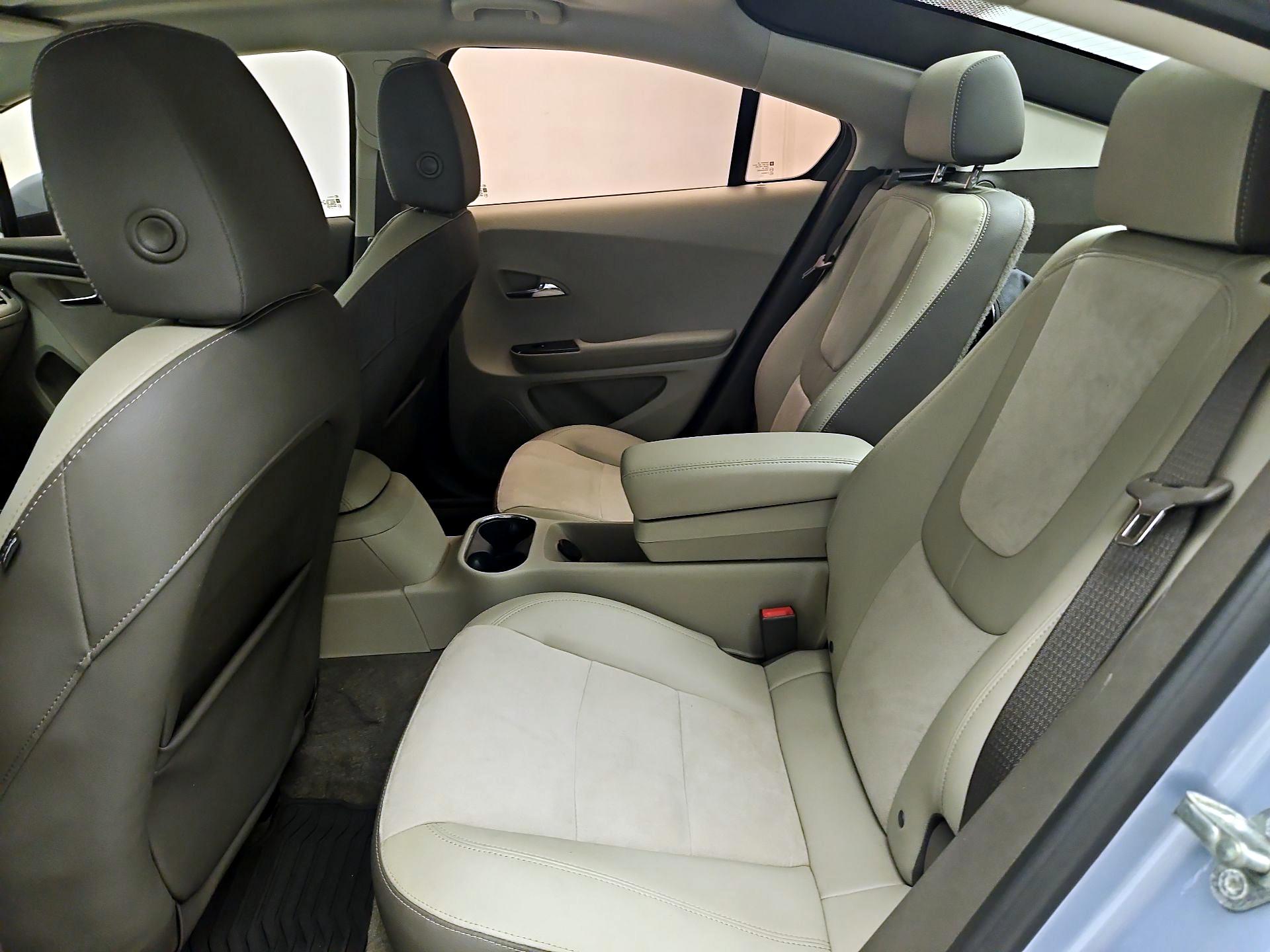 Thumbnail: 2014 Chevrolet Volt - 18