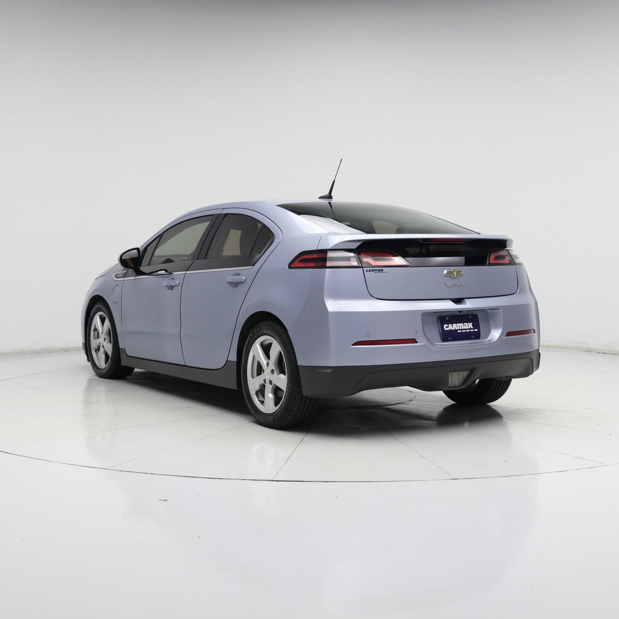 Thumbnail: 2014 Chevrolet Volt - 2