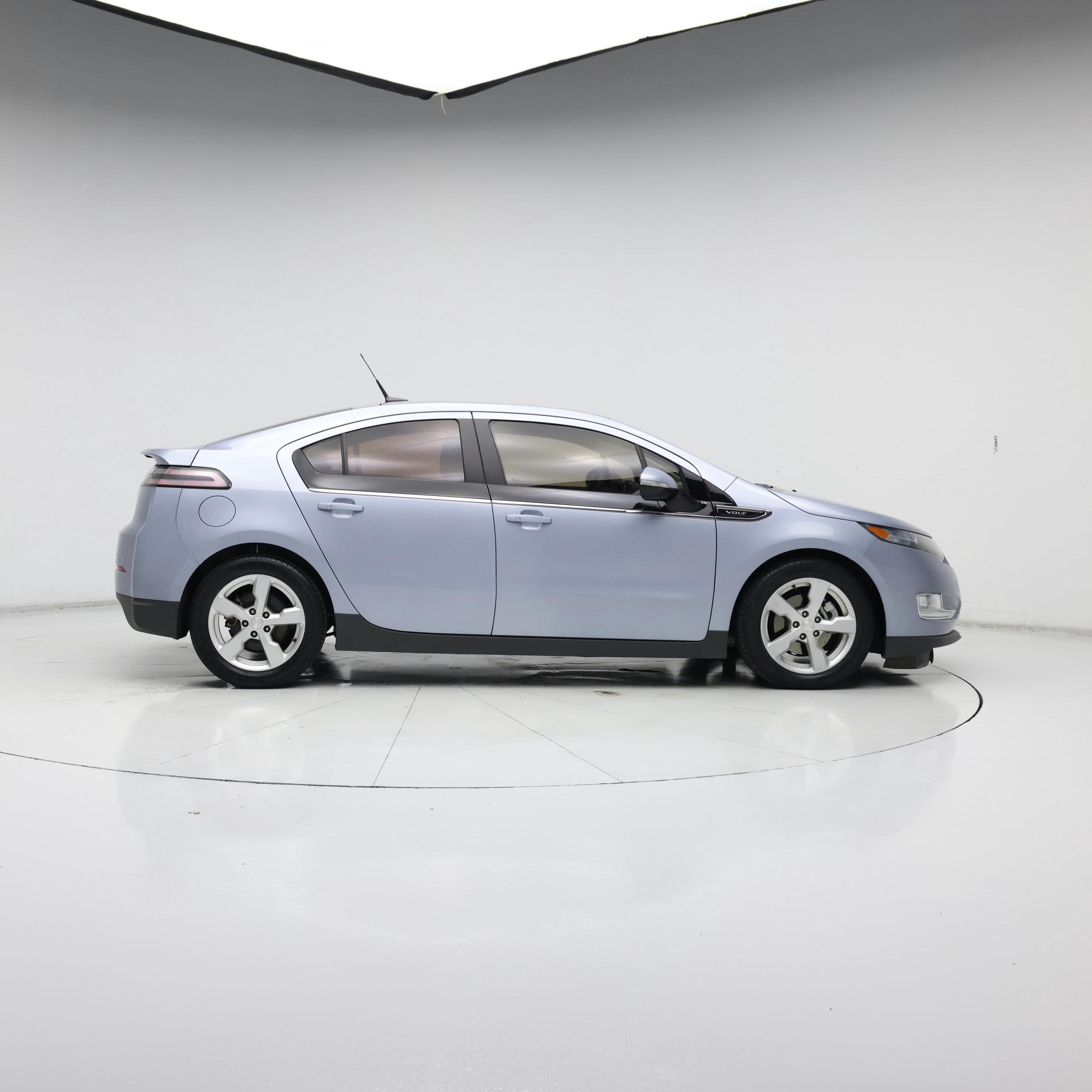 Thumbnail: 2014 Chevrolet Volt - 7