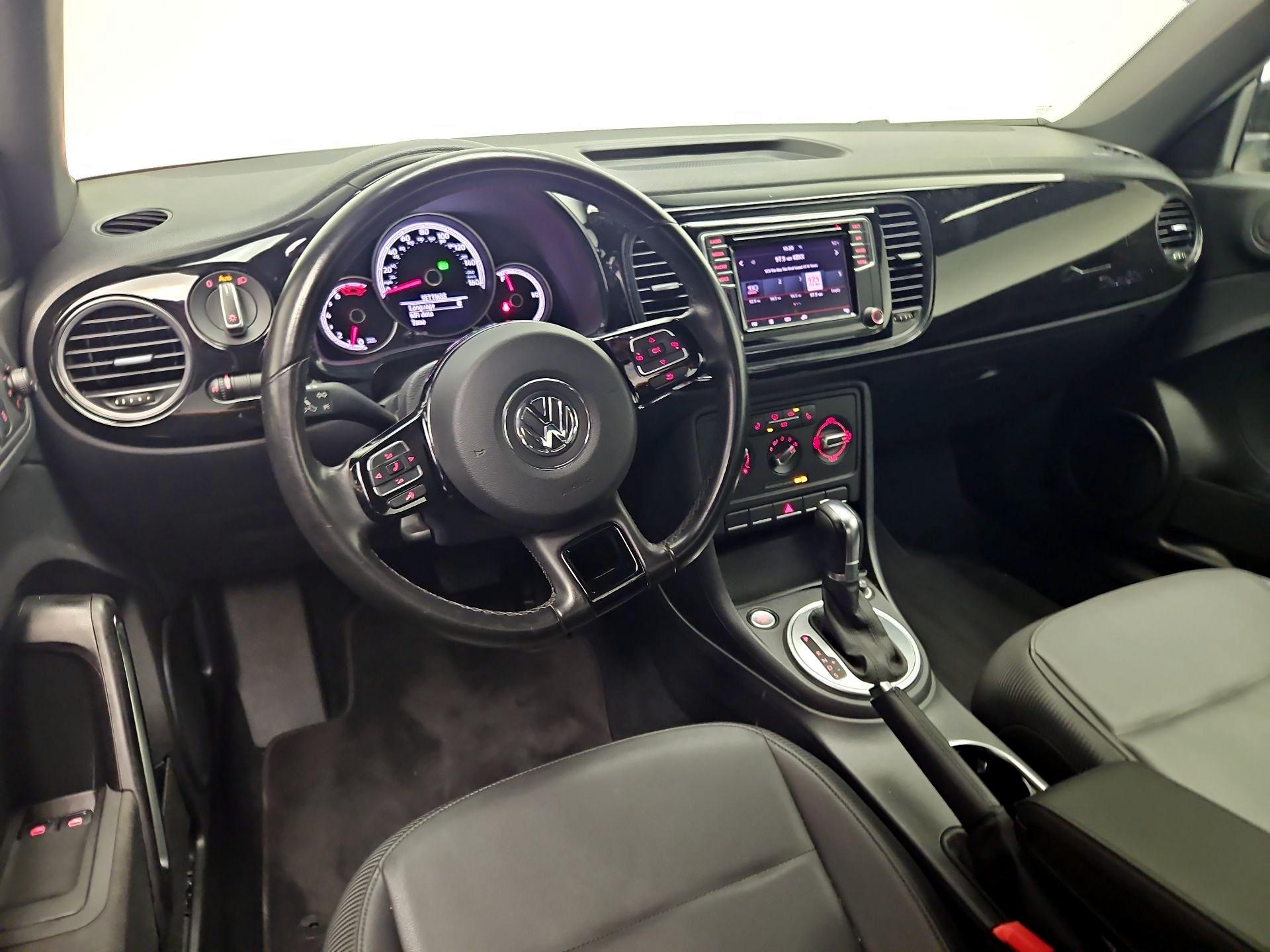 Thumbnail: 2018 Volkswagen Beetle - 9