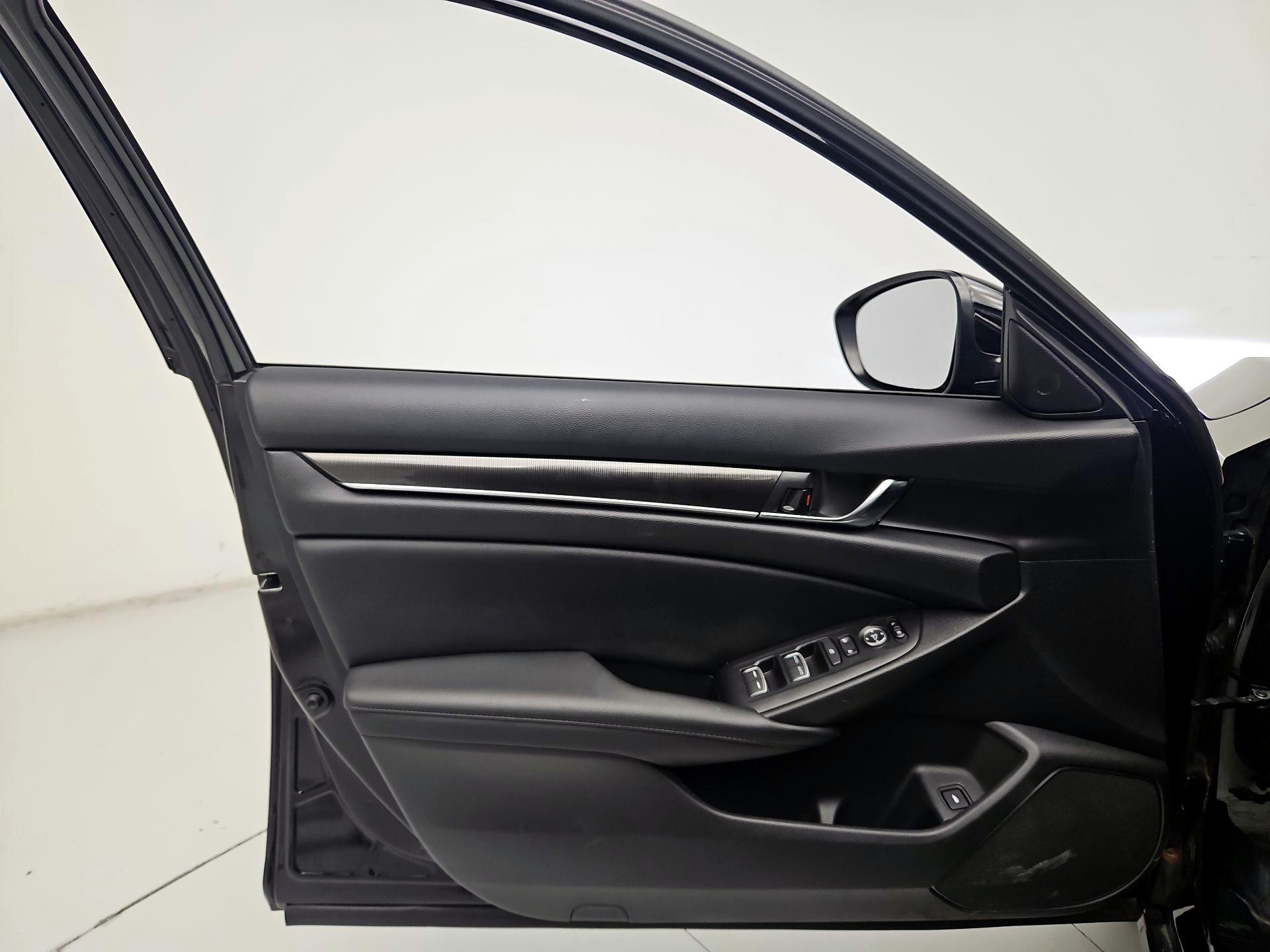 Thumbnail: 2021 Honda Accord - 12