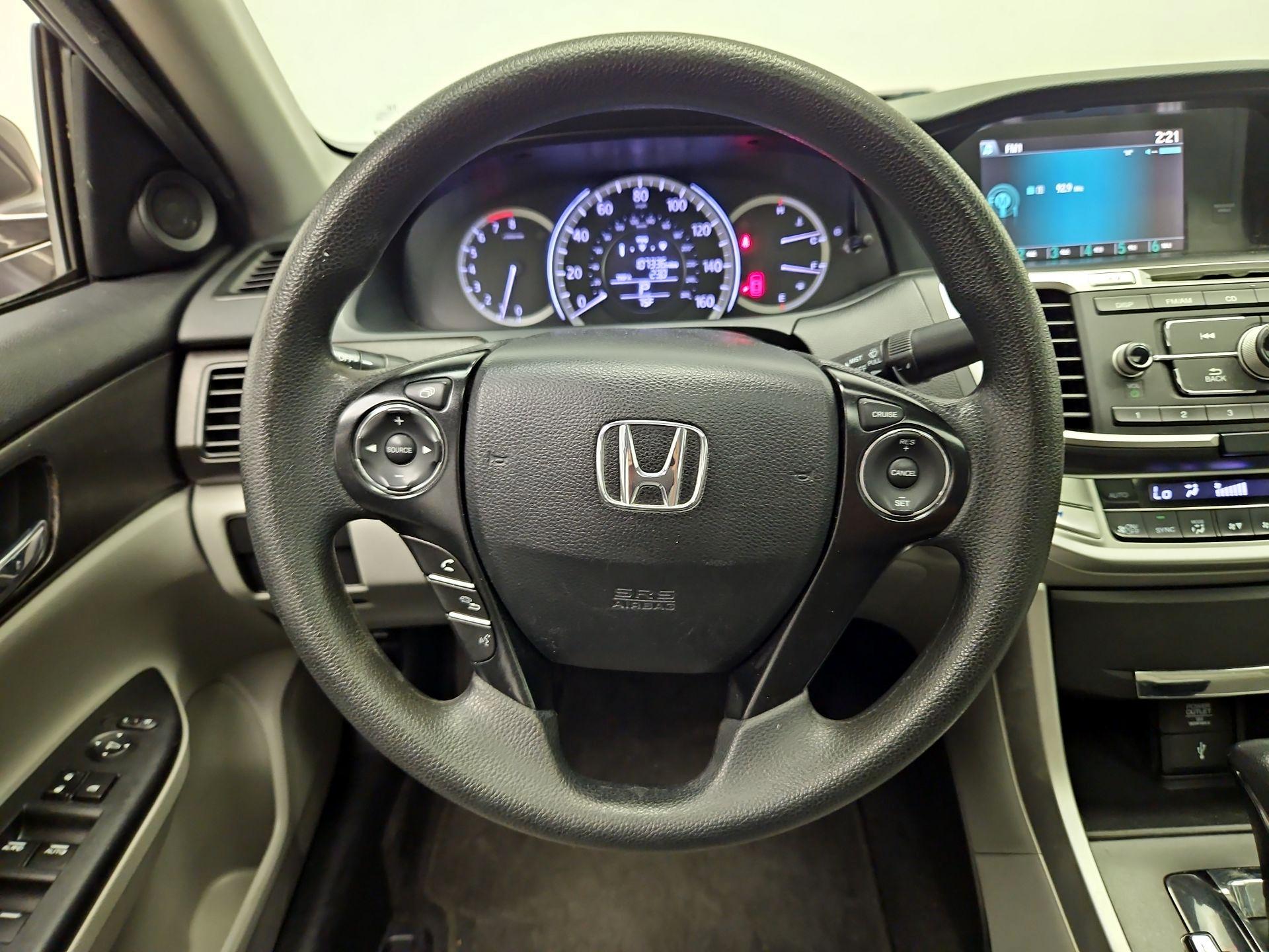 Thumbnail: 2015 Honda Accord - 10