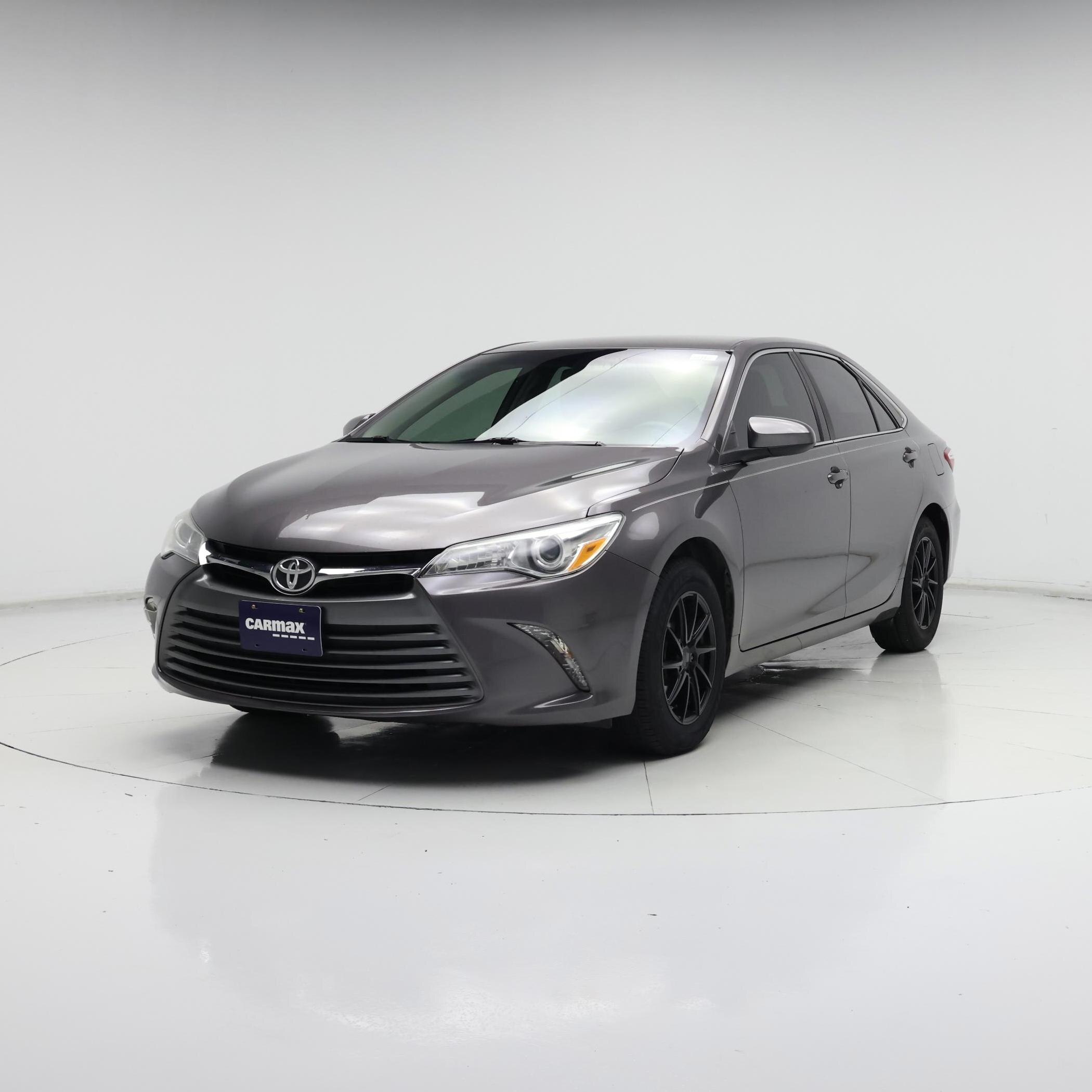 Thumbnail: 2016 Toyota Camry - 4