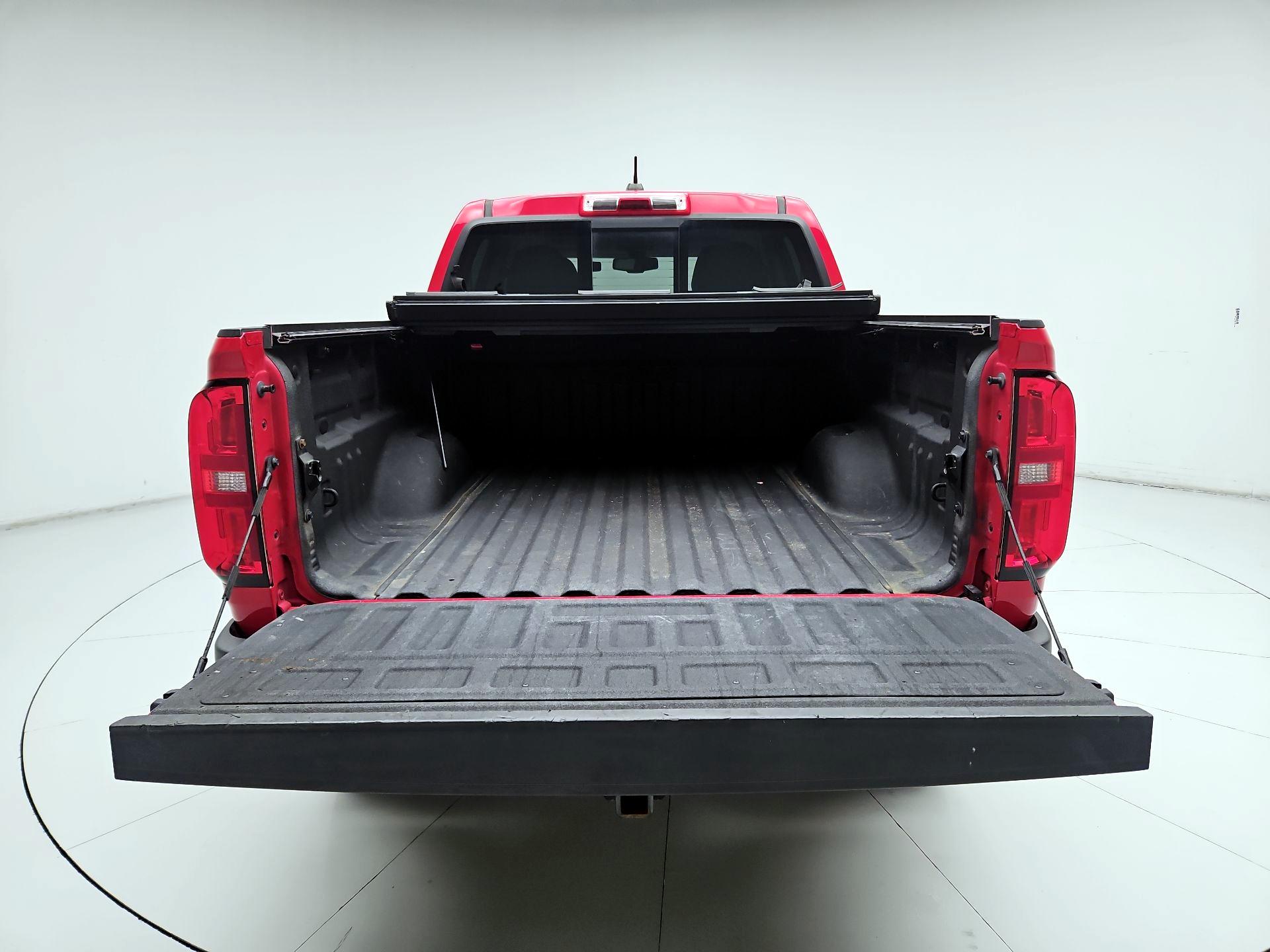 Thumbnail: 2018 Chevrolet Colorado - 18