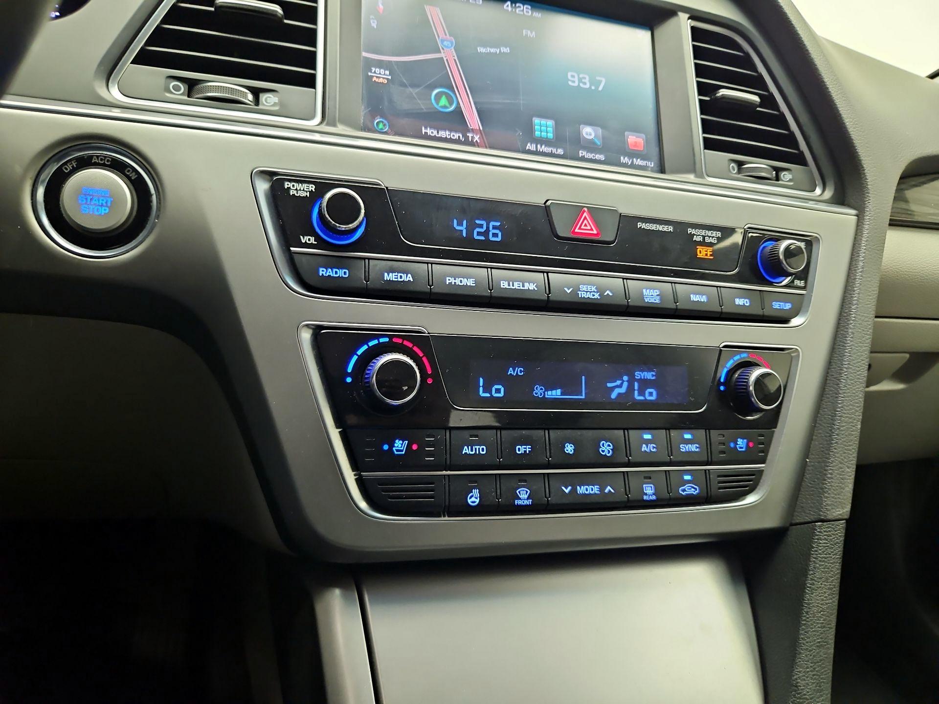 Thumbnail: 2015 Hyundai Sonata - 16